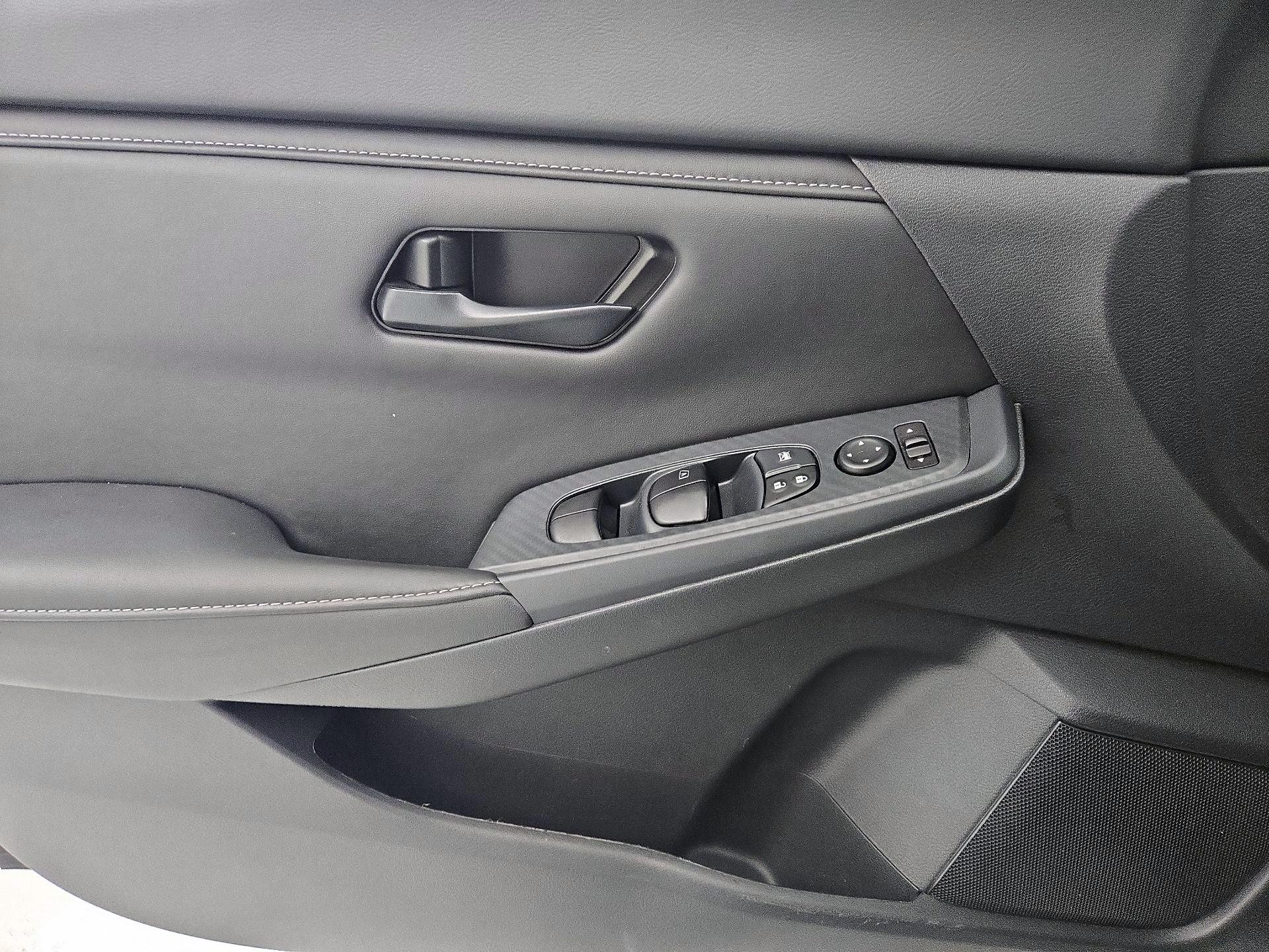 Thumbnail: 2025 Nissan Sentra - 12