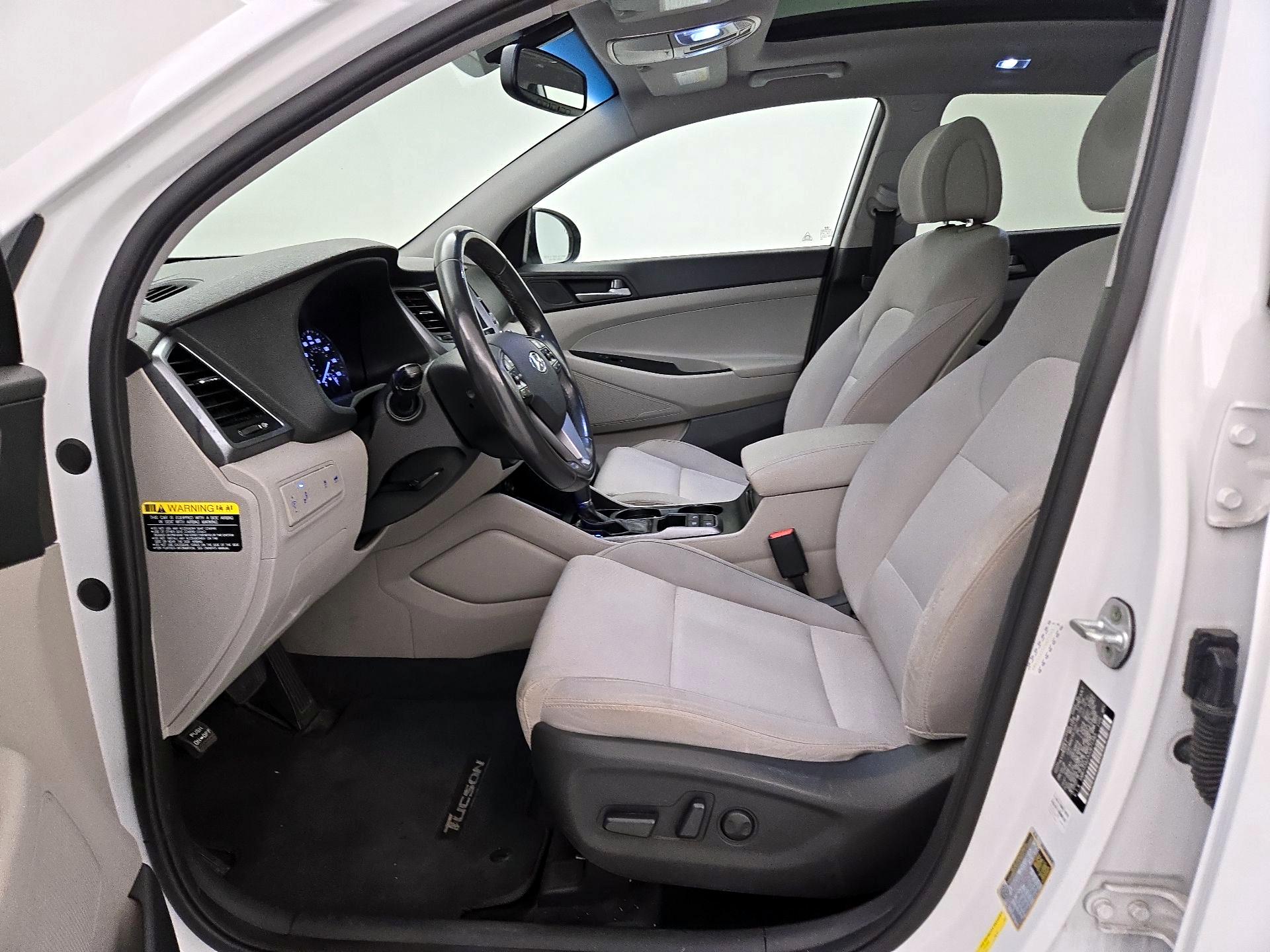 Thumbnail: 2018 Hyundai Tucson - 11