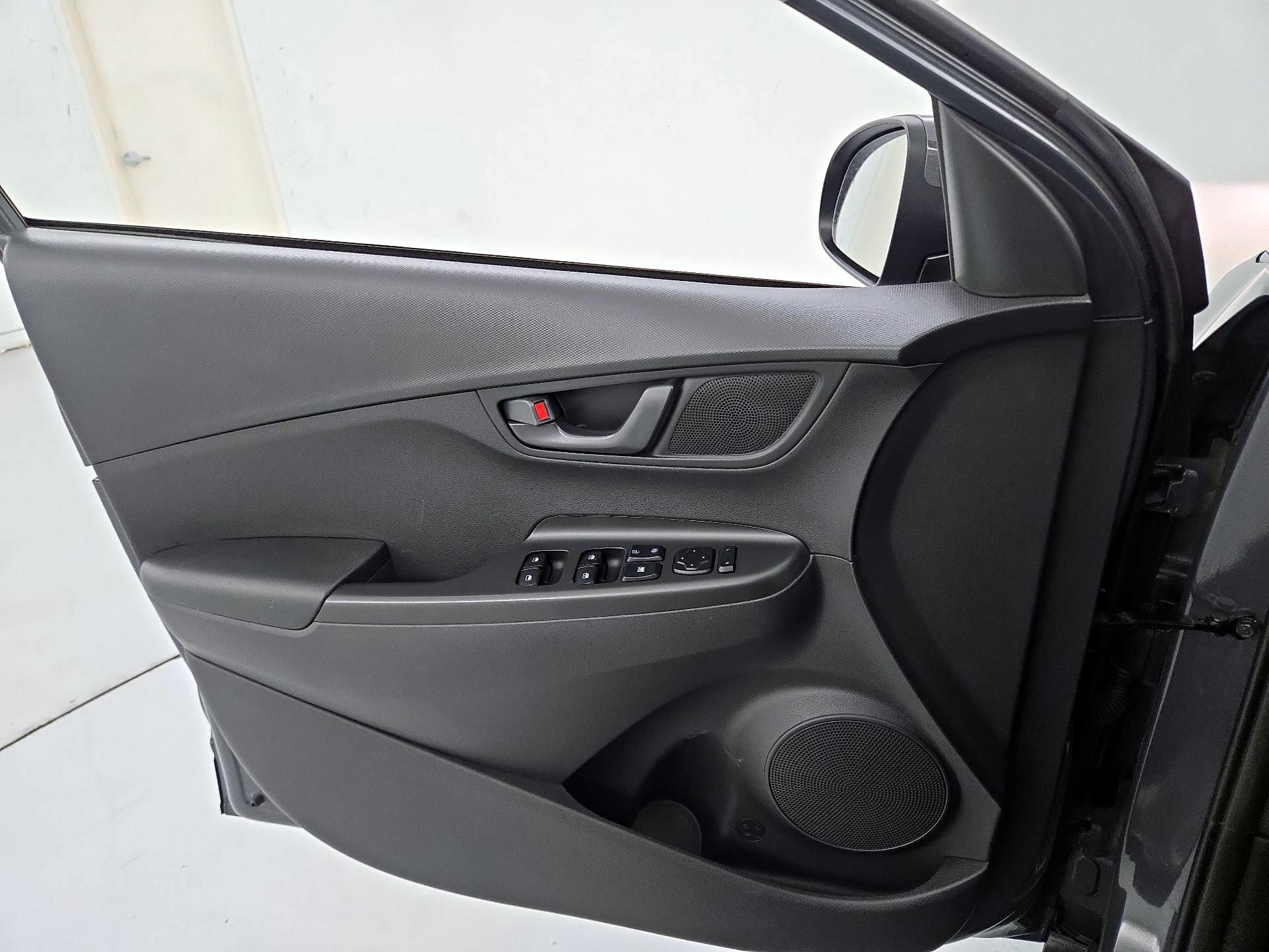 Thumbnail: 2023 Hyundai Kona - 12
