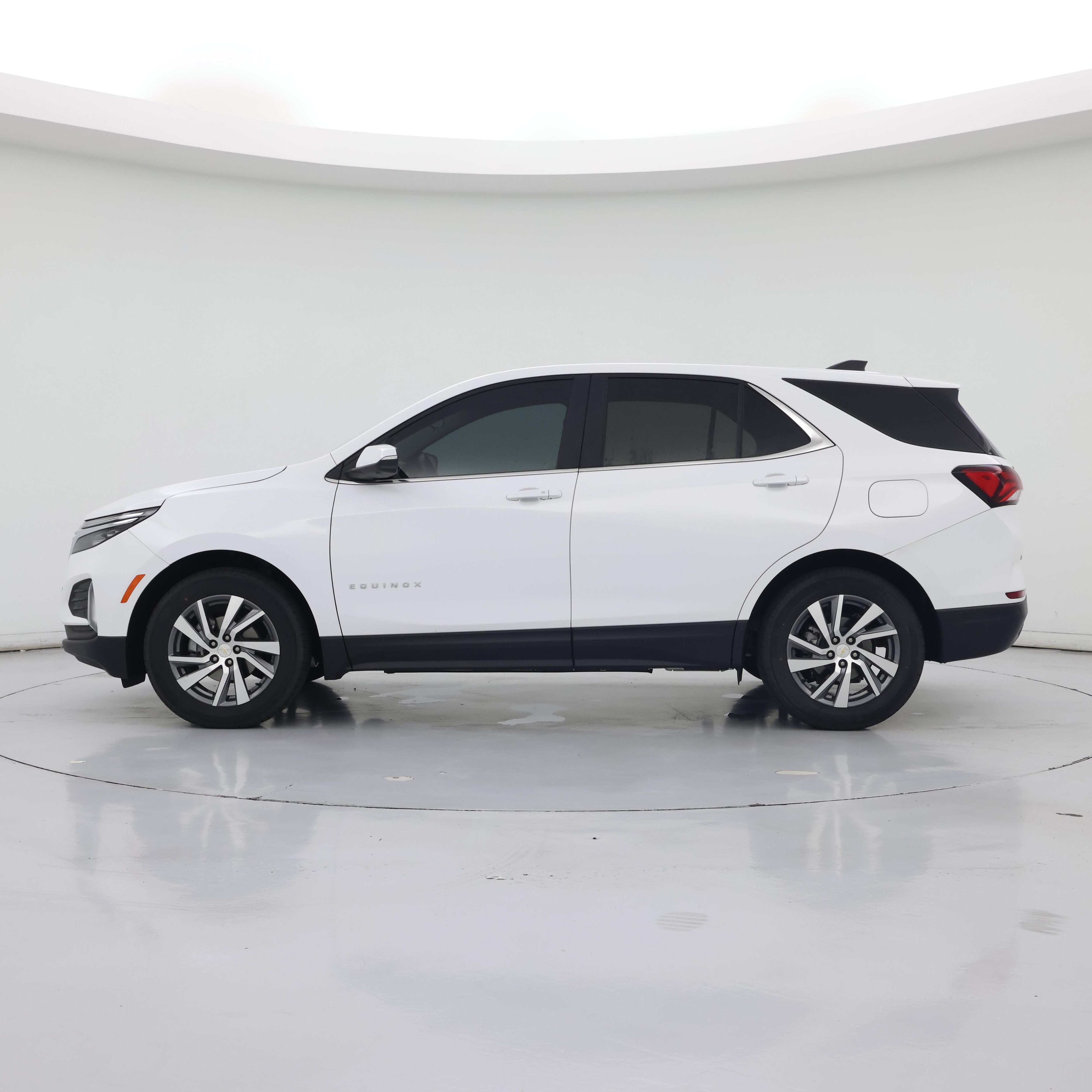 Thumbnail: 2024 Chevrolet Equinox - 3