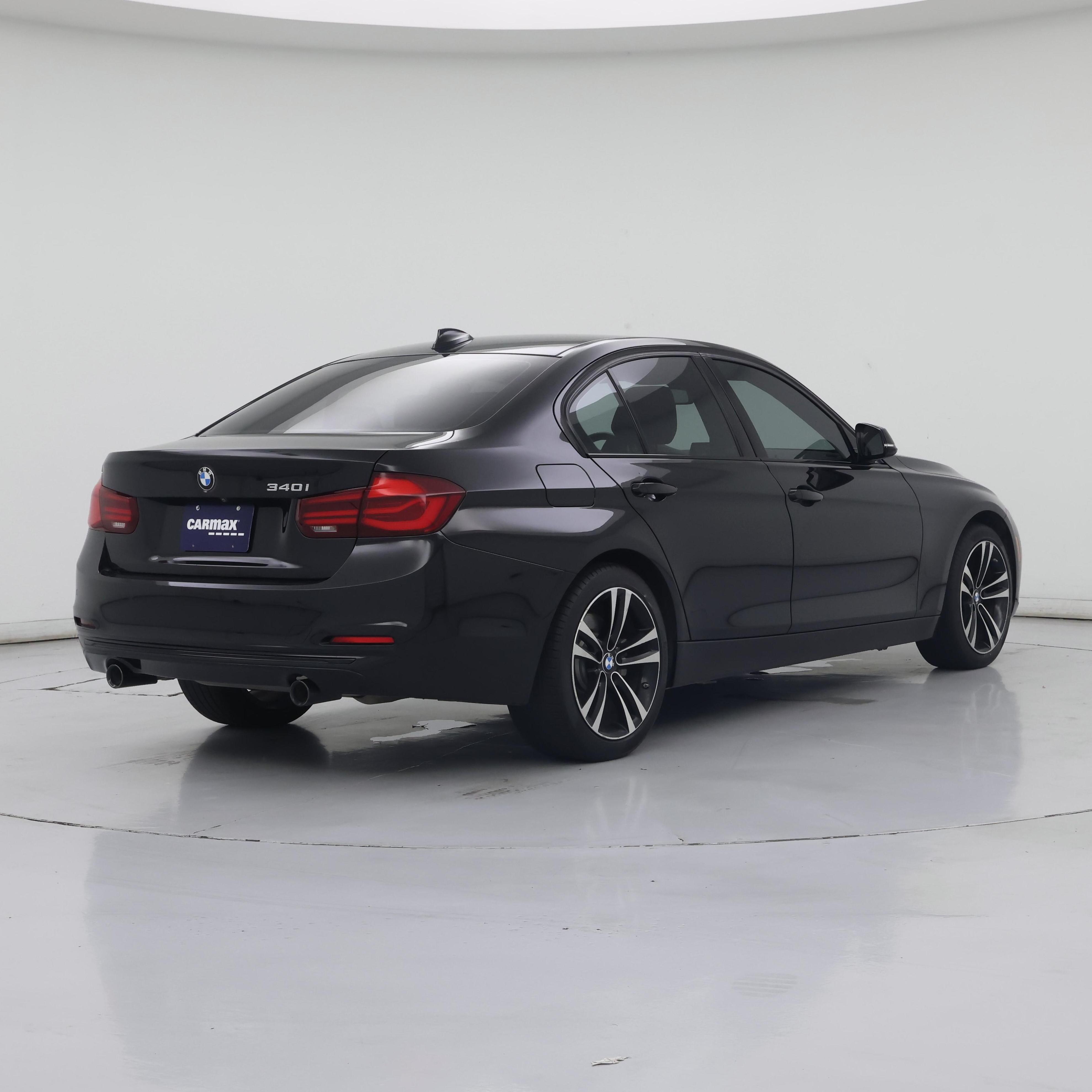 Thumbnail: 2018 BMW 3 Series - 8