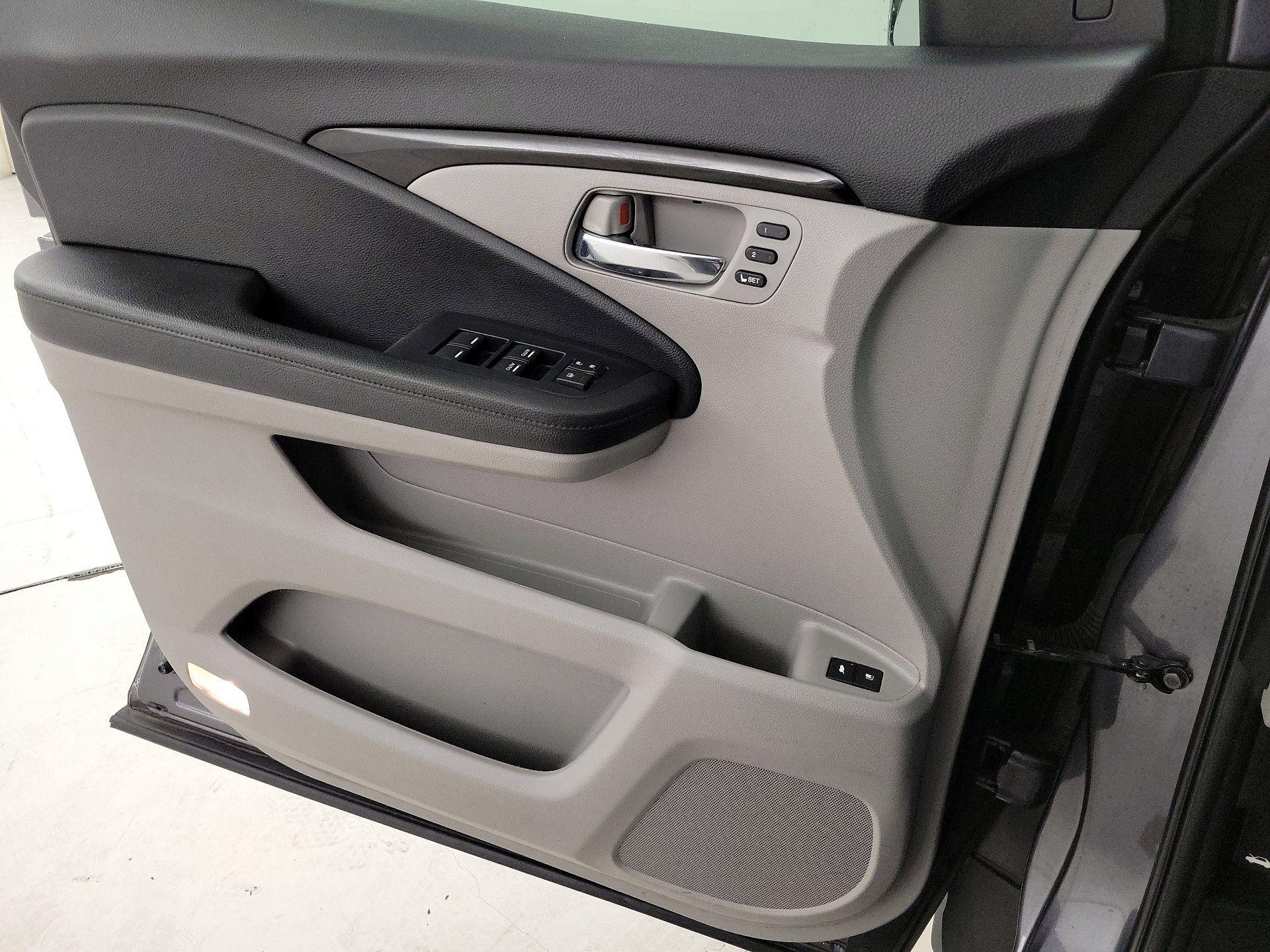 Thumbnail: 2021 Honda Pilot - 12