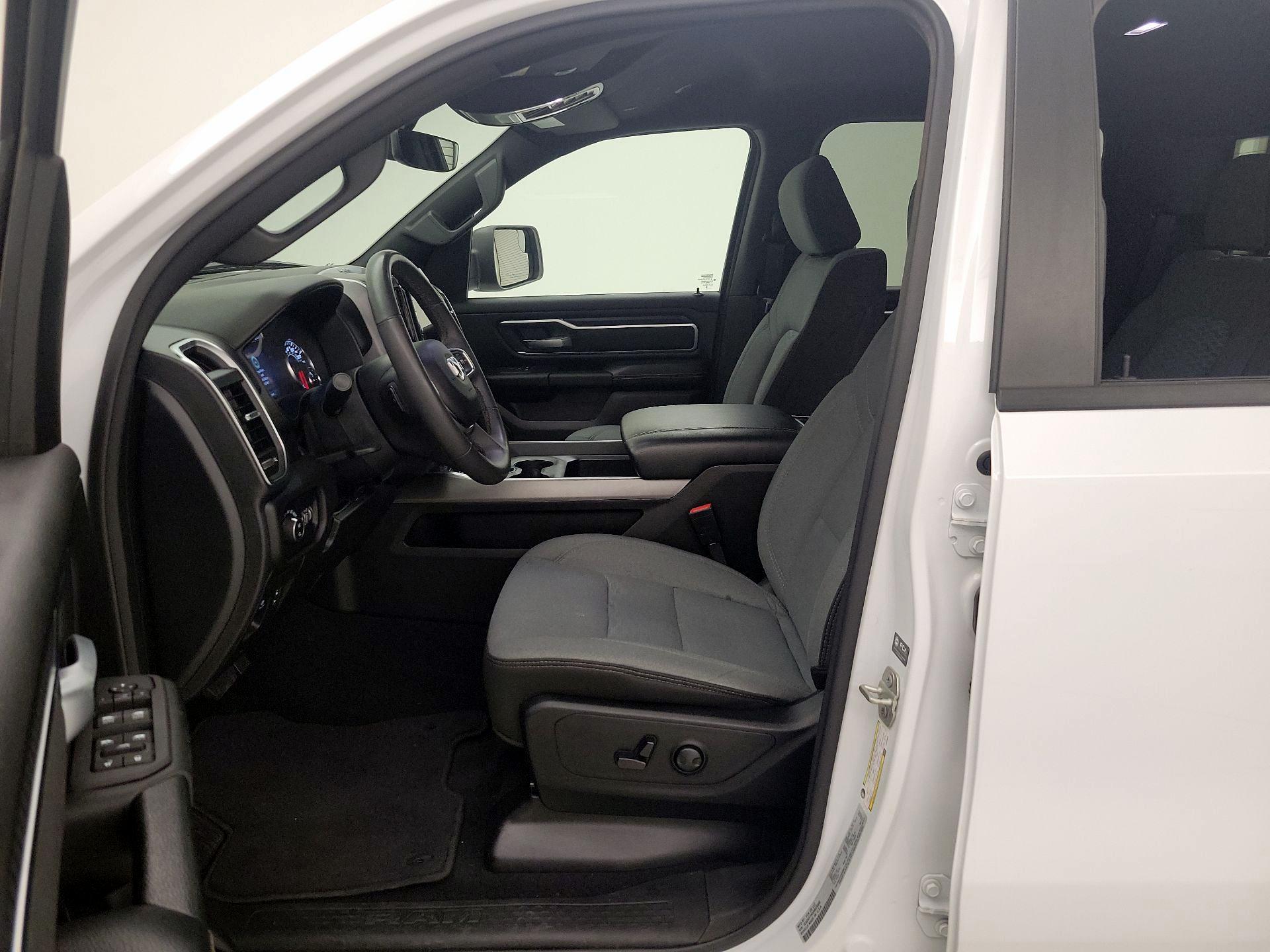 Thumbnail: 2025 RAM 1500 - 11