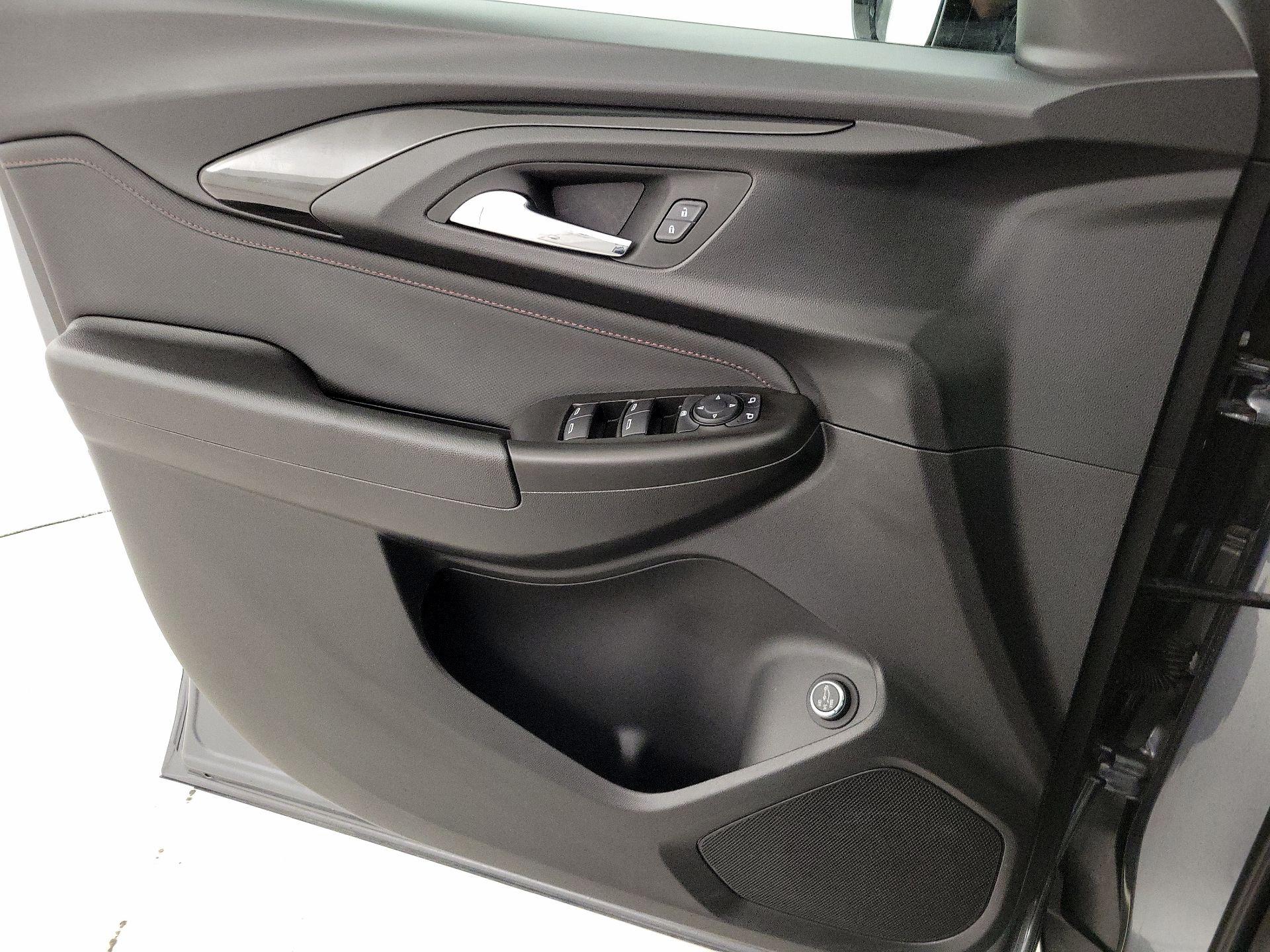 Thumbnail: 2022 Chevrolet TrailBlazer - 12