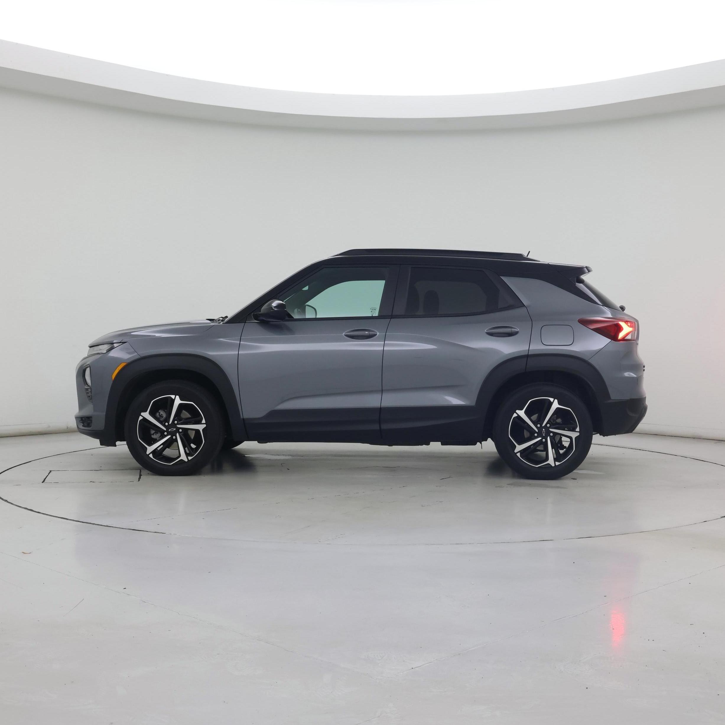 Thumbnail: 2022 Chevrolet TrailBlazer - 3