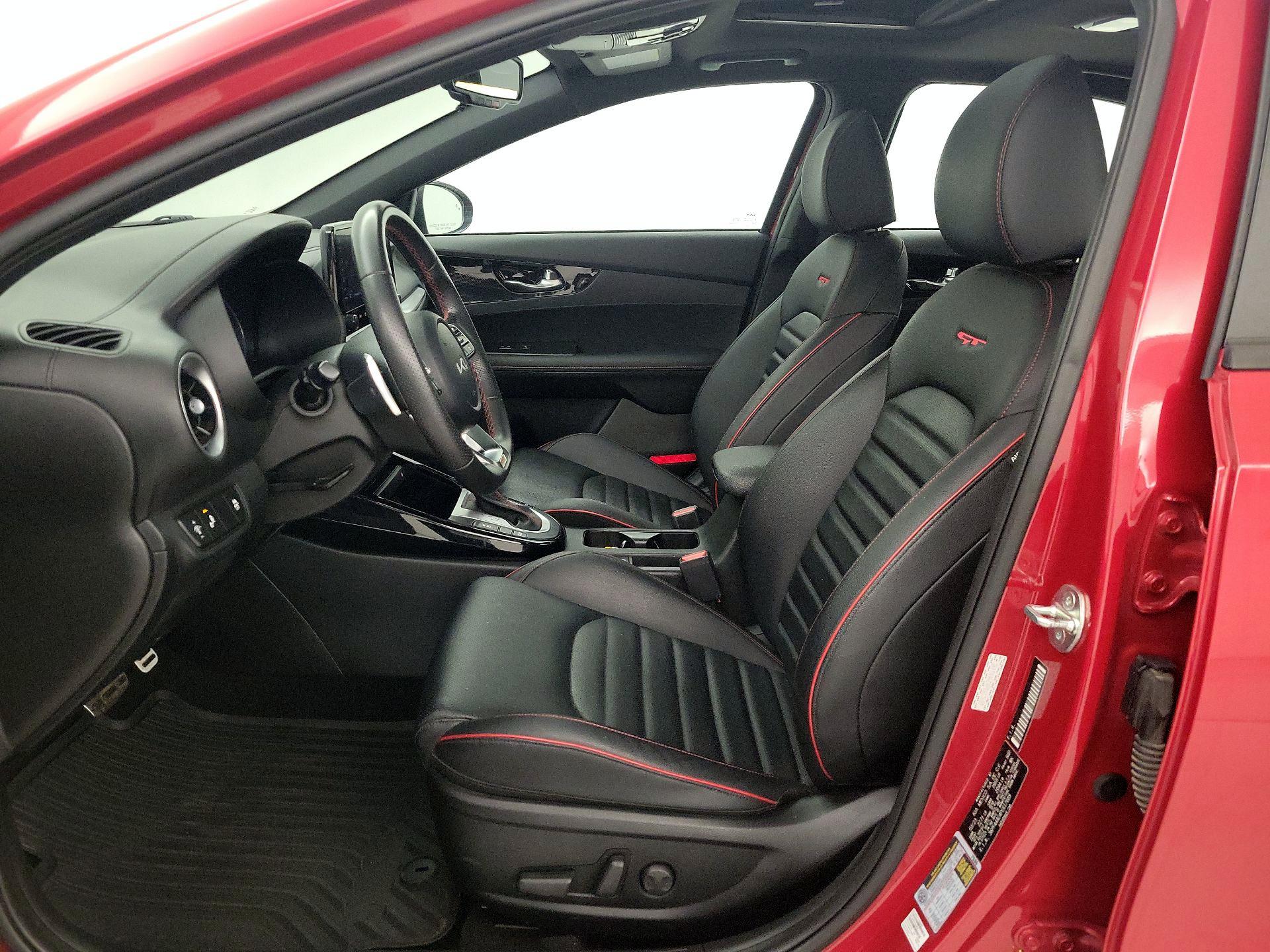 Thumbnail: 2023 Kia Forte - 11