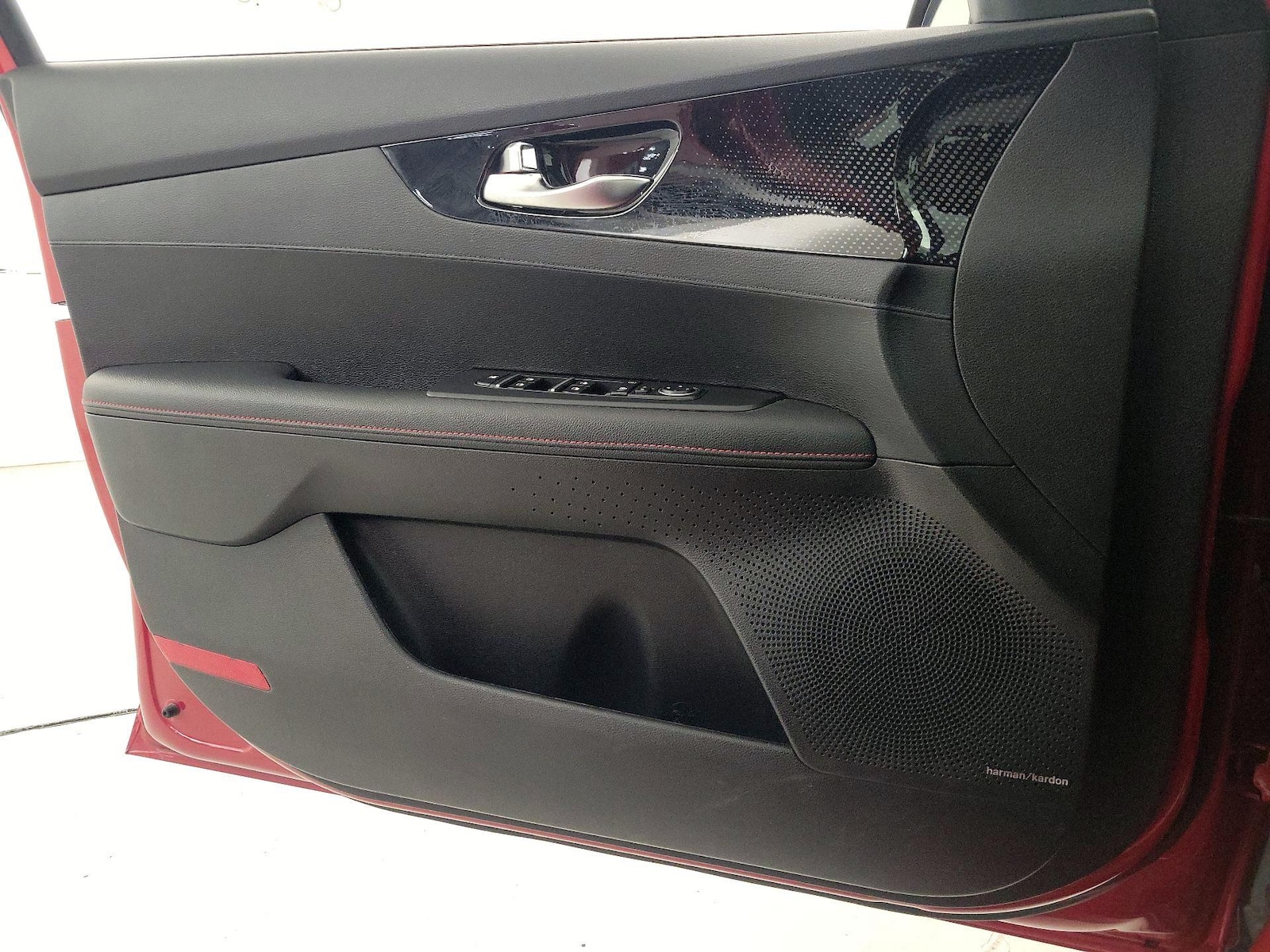 2023 Kia Forte GT - Photo 13