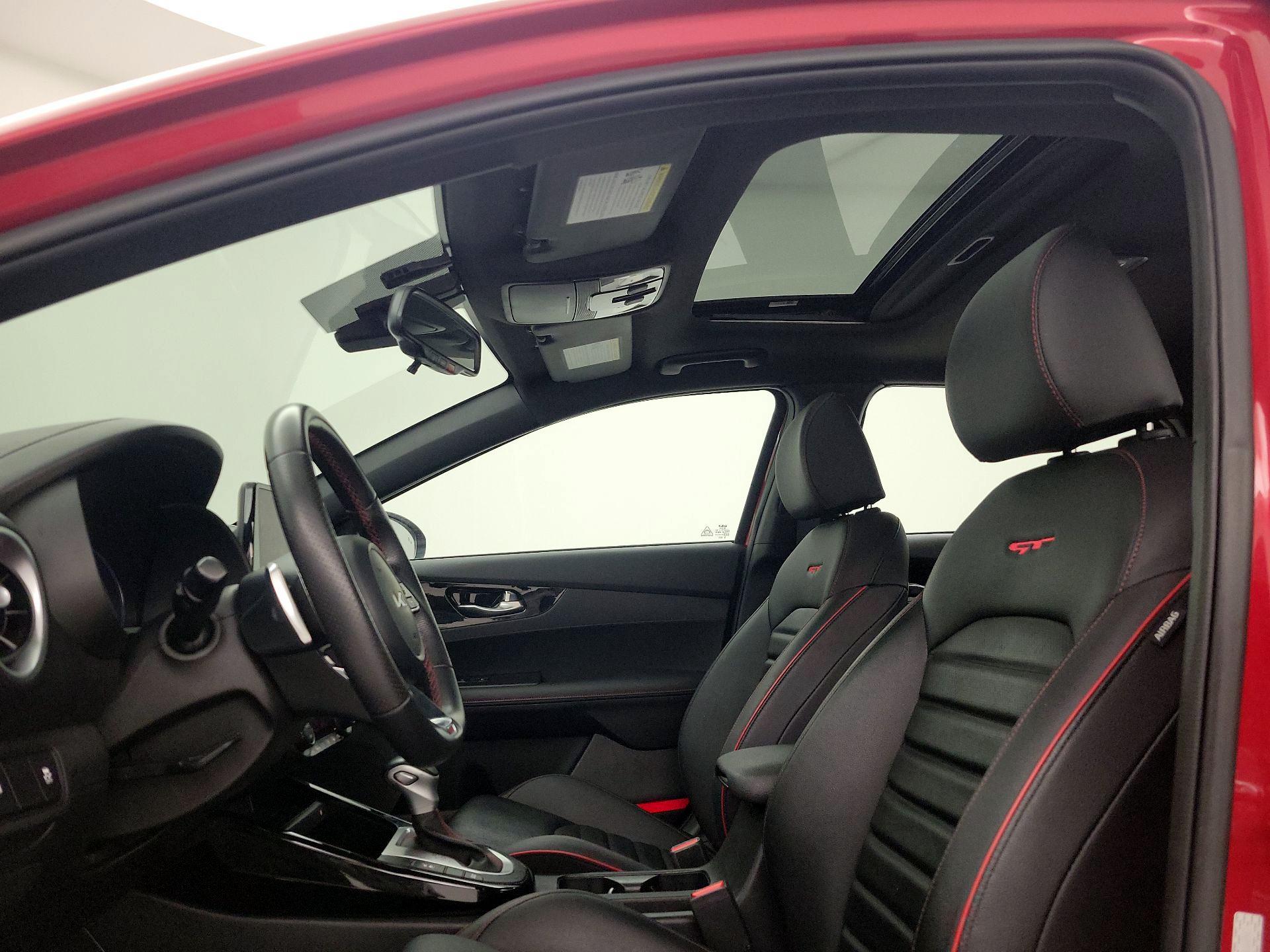 Thumbnail: 2023 Kia Forte - 19