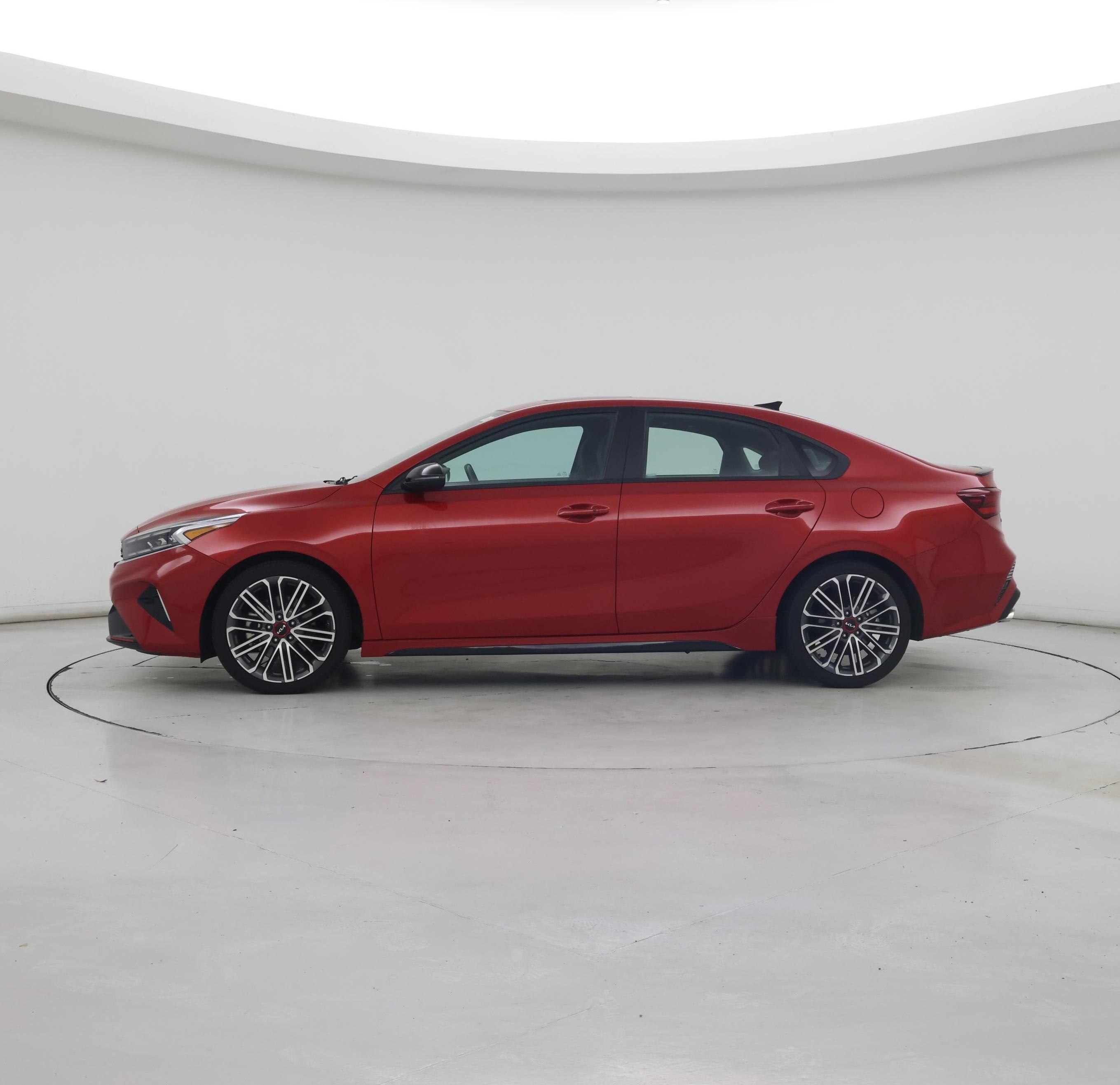Thumbnail: 2023 Kia Forte - 3