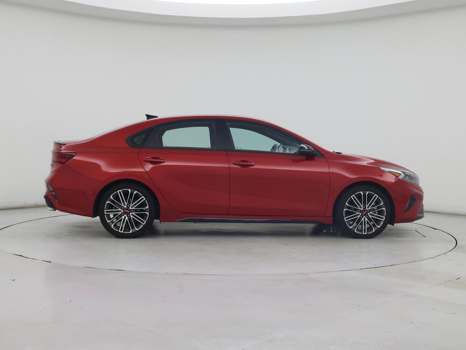 2023 Kia Forte GT - Photo 8
