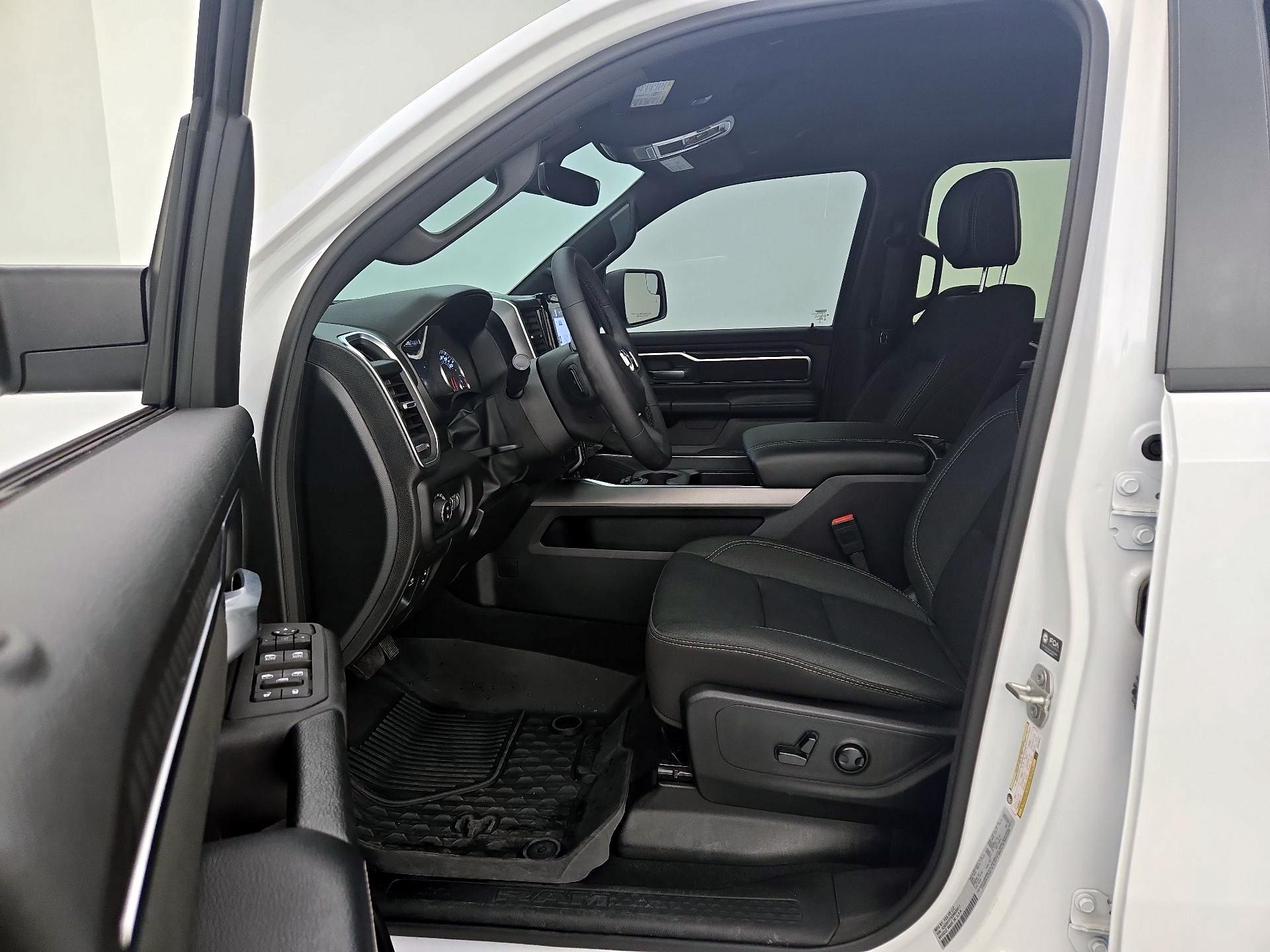 Thumbnail: 2025 RAM 1500 - 11