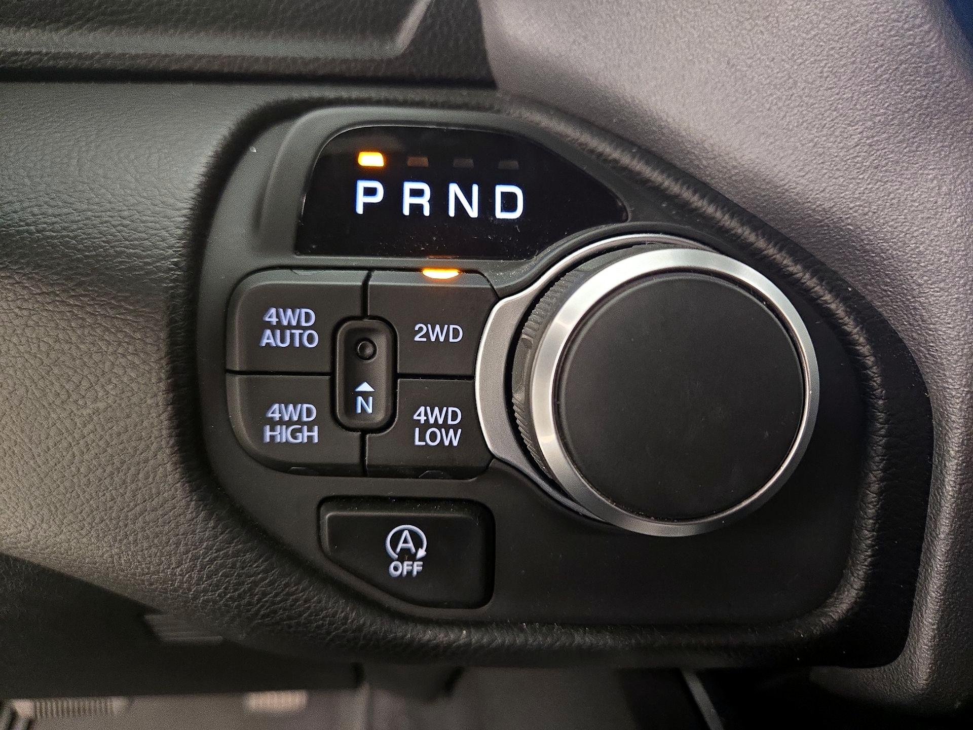 Thumbnail: 2025 RAM 1500 - 18