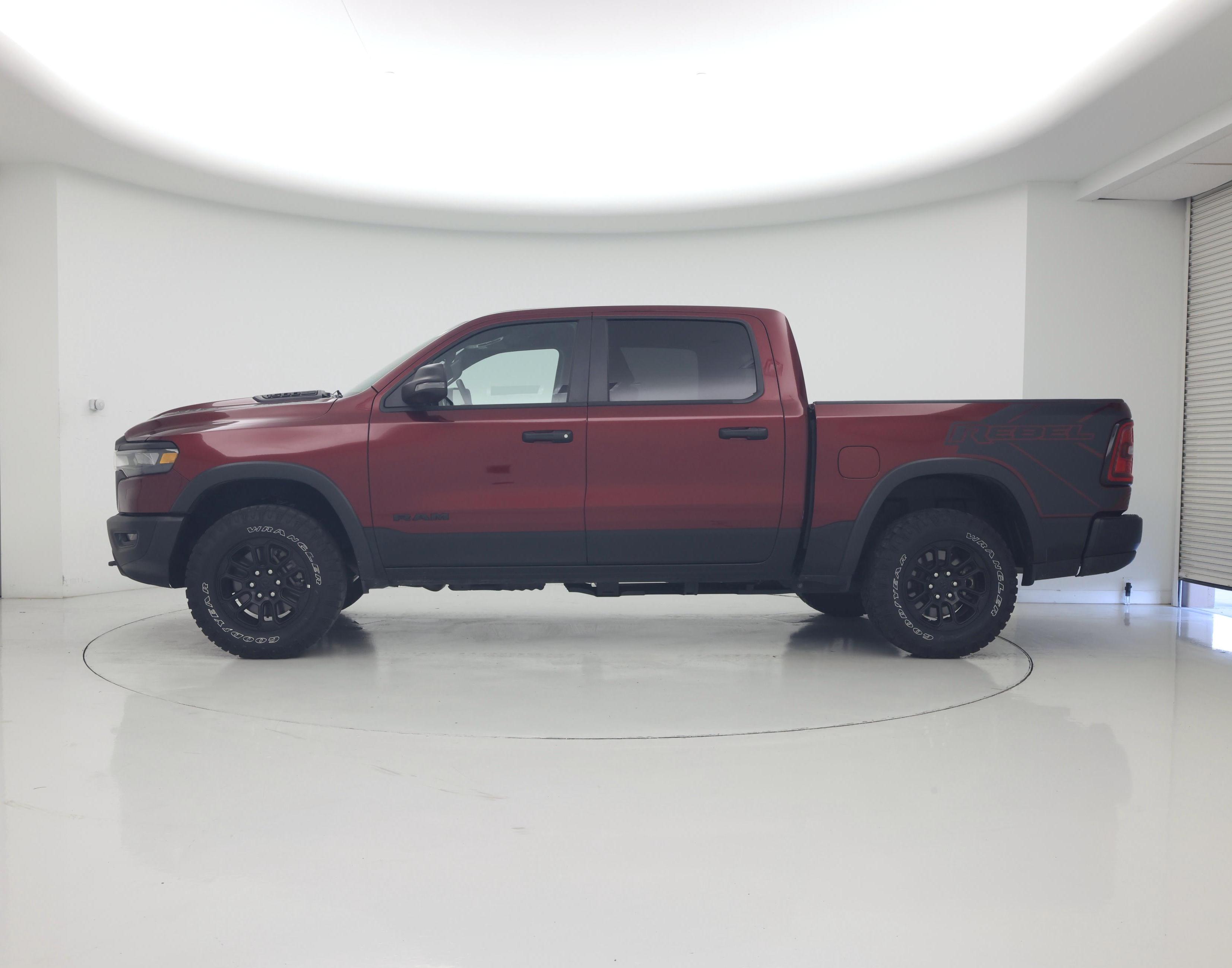 Thumbnail: 2025 RAM 1500 - 3