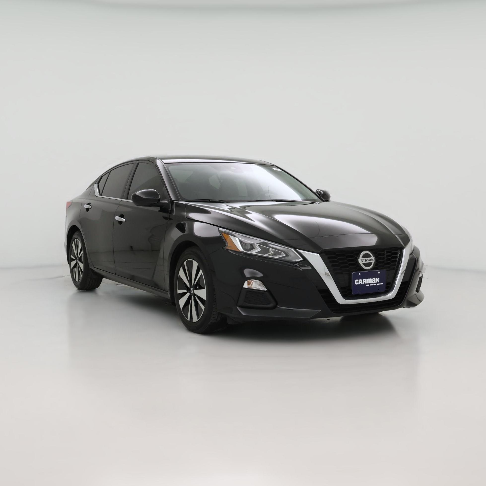 Thumbnail: 2022 Nissan Altima - 1