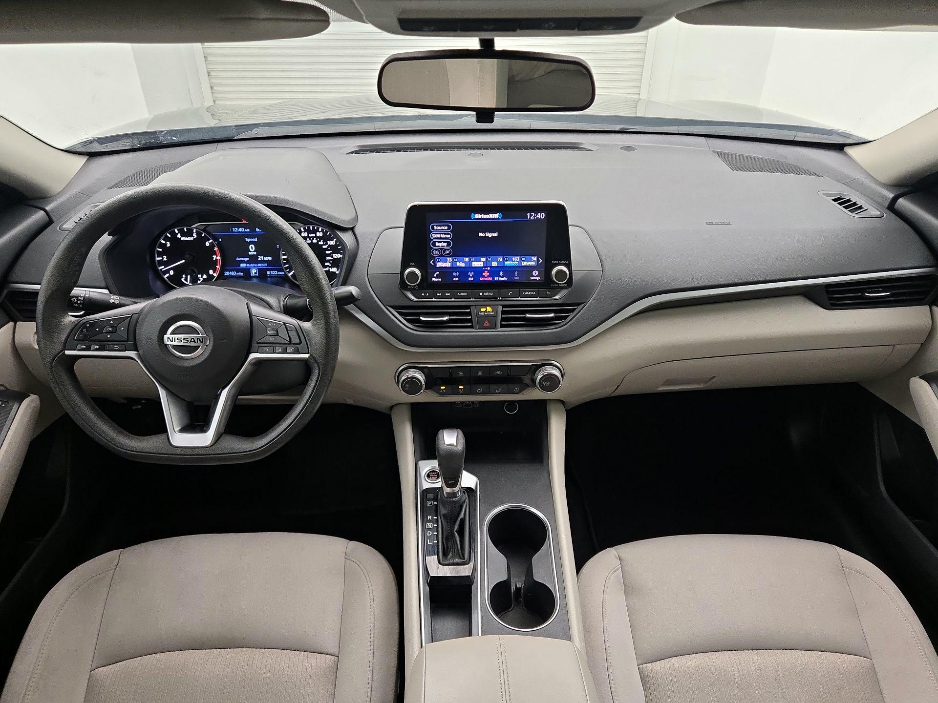 Thumbnail: 2022 Nissan Altima - 9