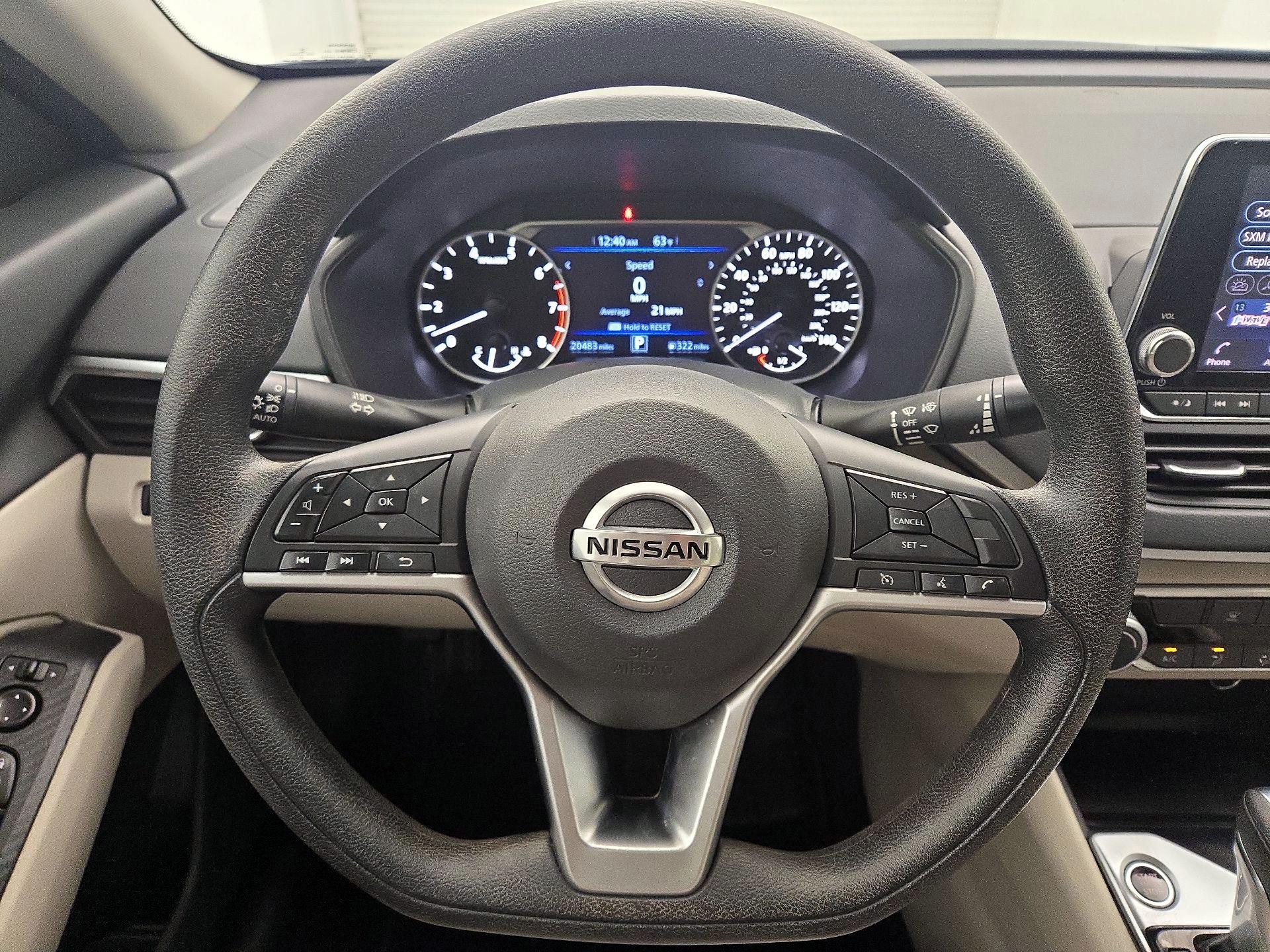 Thumbnail: 2022 Nissan Altima - 10