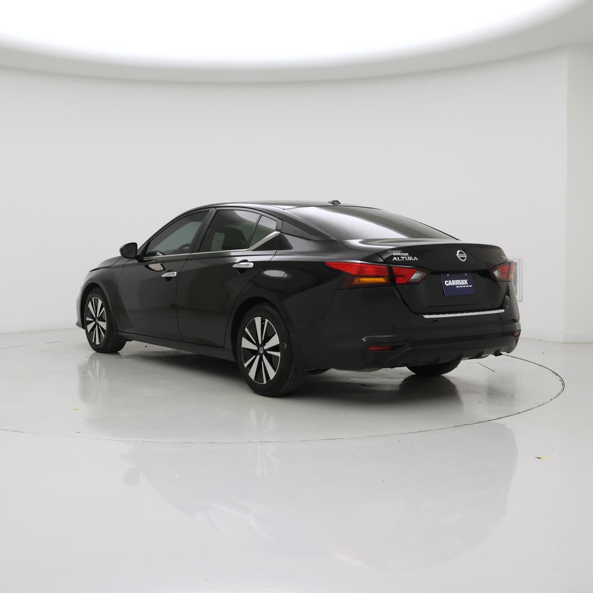 Thumbnail: 2022 Nissan Altima - 2