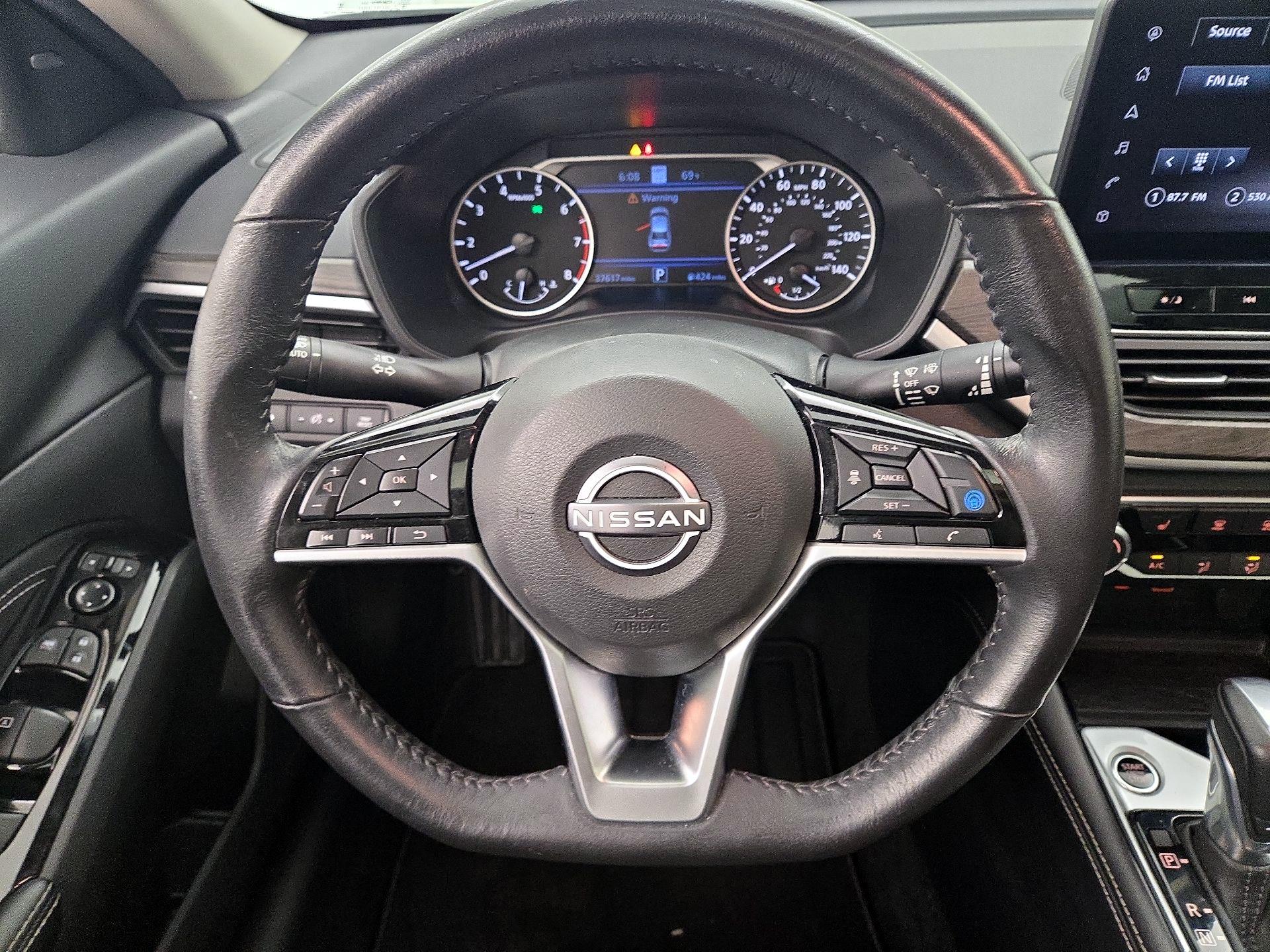 Thumbnail: 2023 Nissan Altima - 10