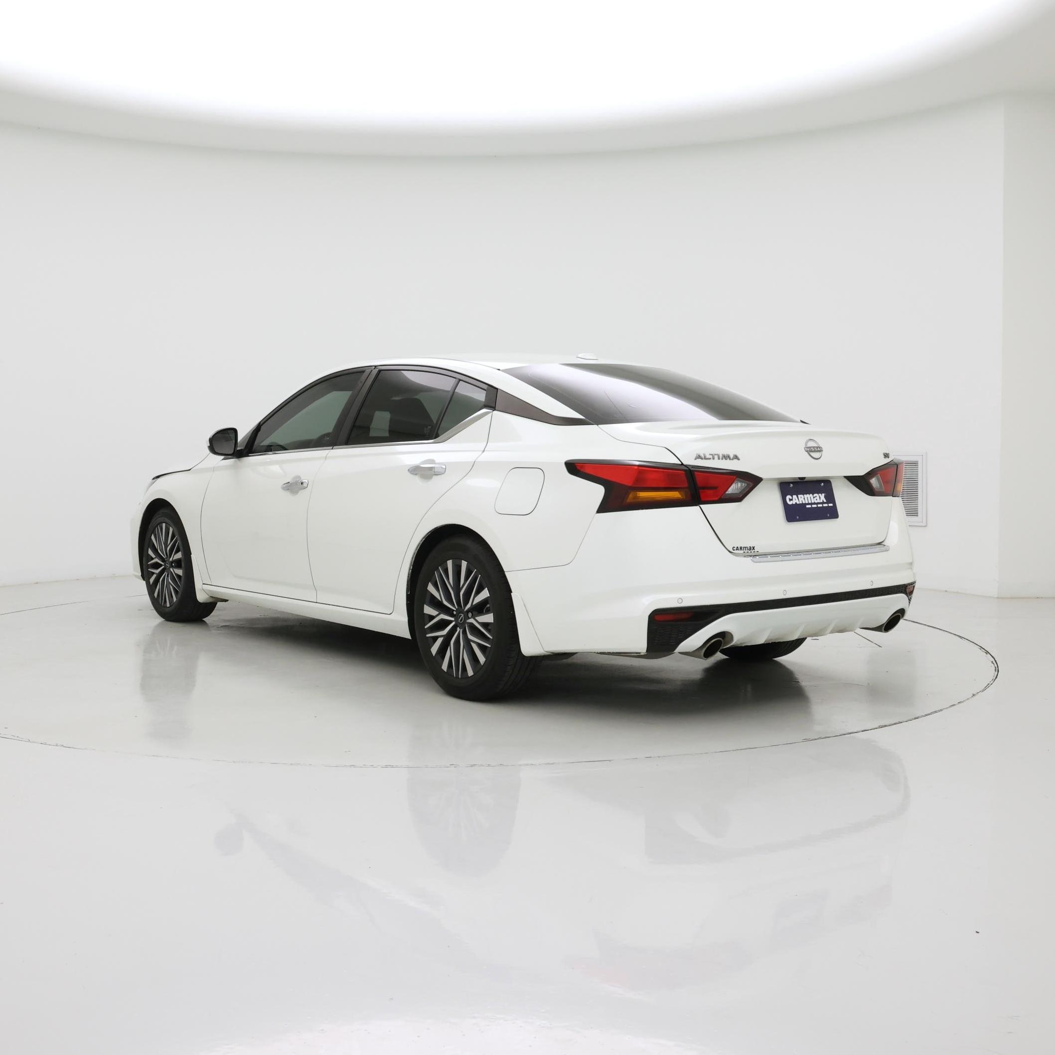 Thumbnail: 2023 Nissan Altima - 2