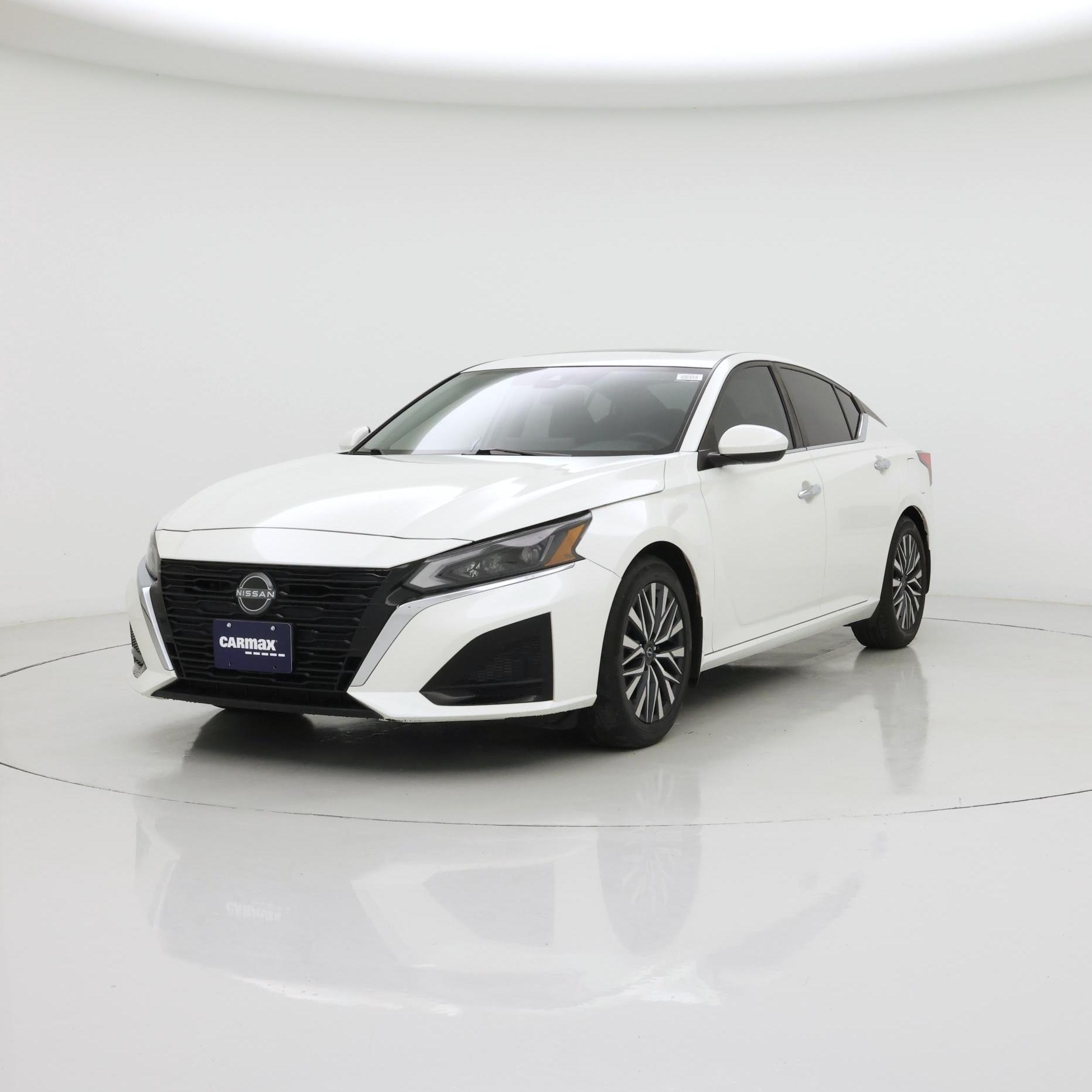 Thumbnail: 2023 Nissan Altima - 4