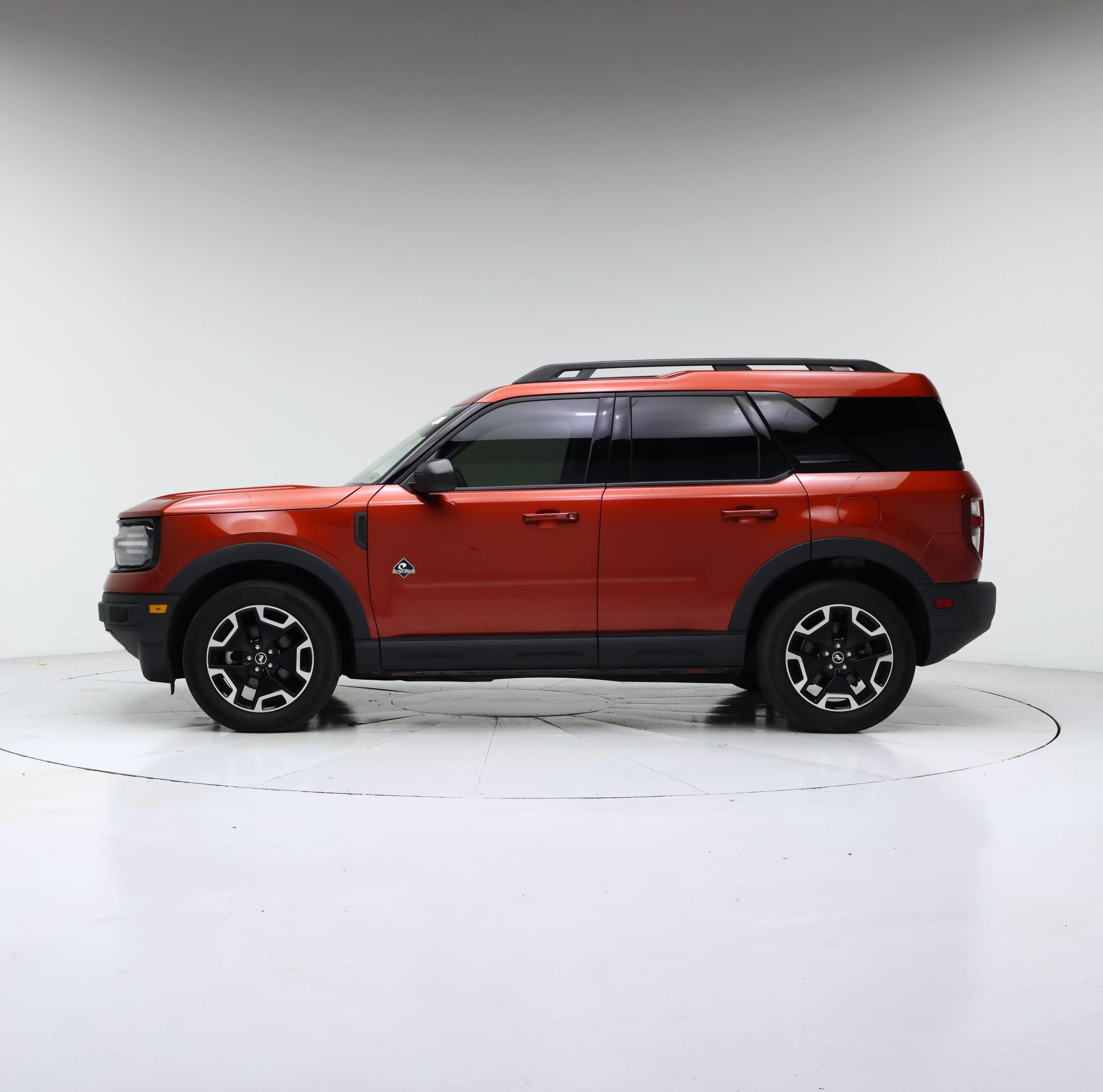 Thumbnail: 2023 Ford Bronco Sport - 3