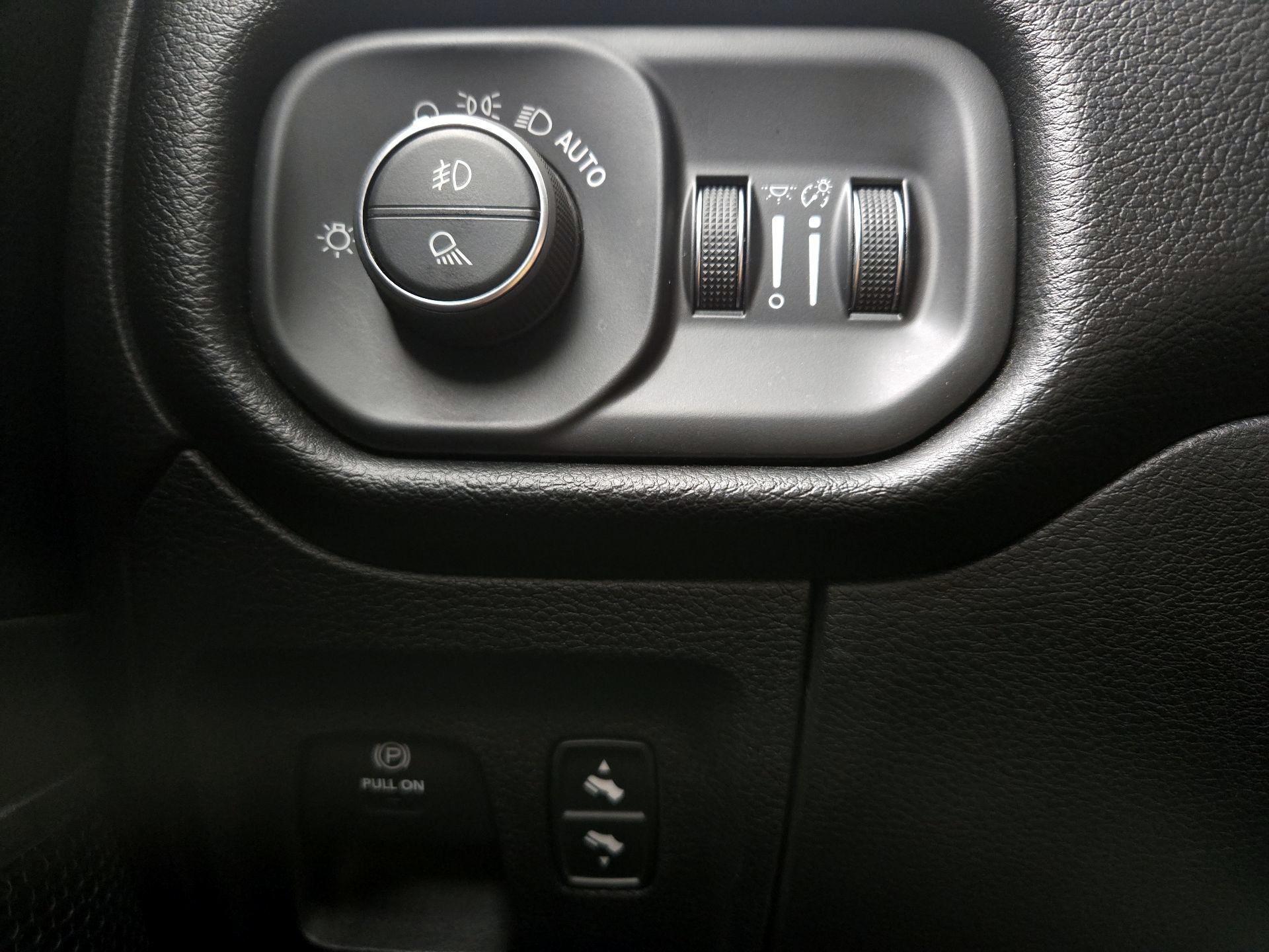 Thumbnail: 2020 RAM 1500 - 13