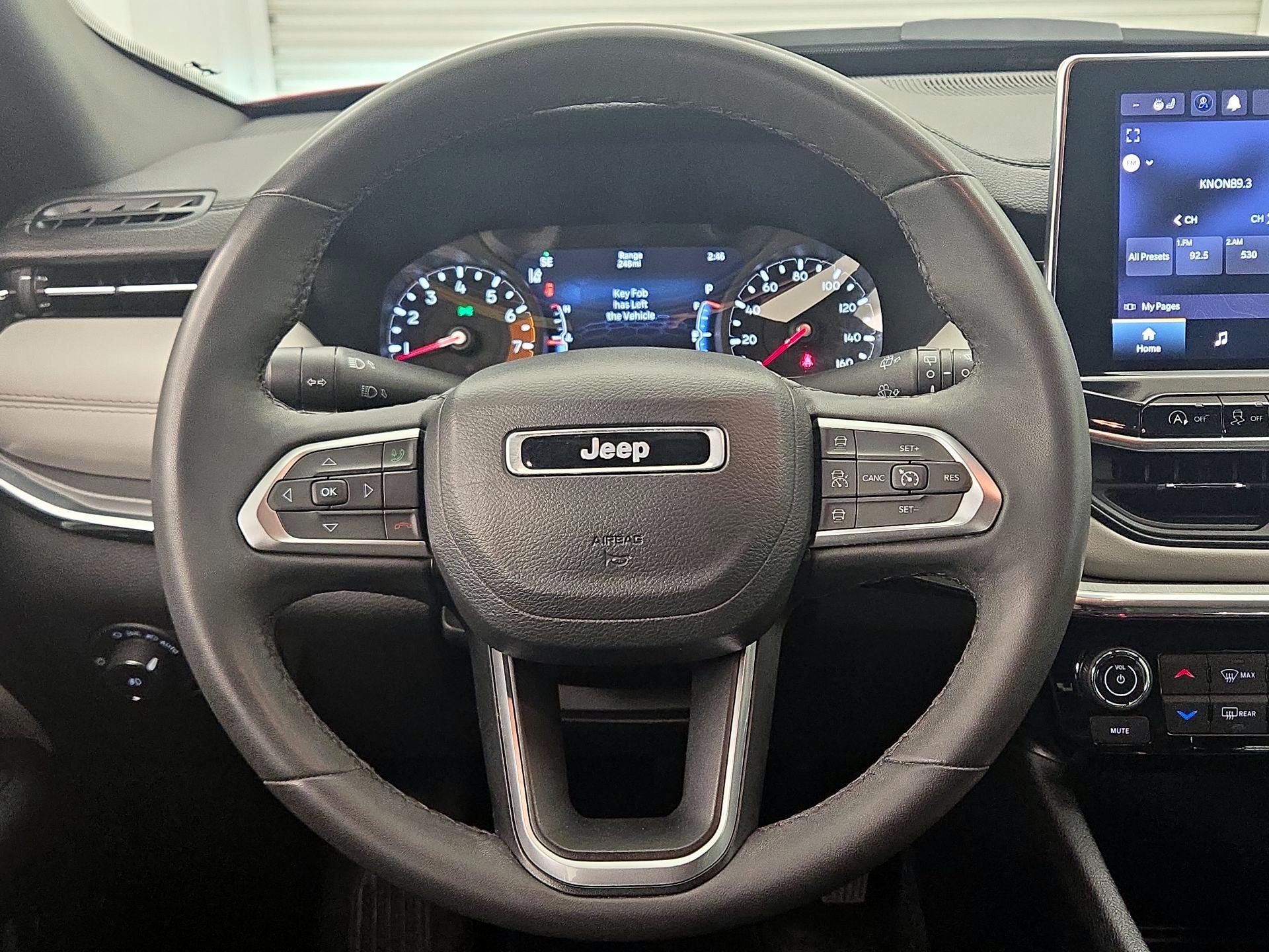 Thumbnail: 2023 Jeep Compass - 10