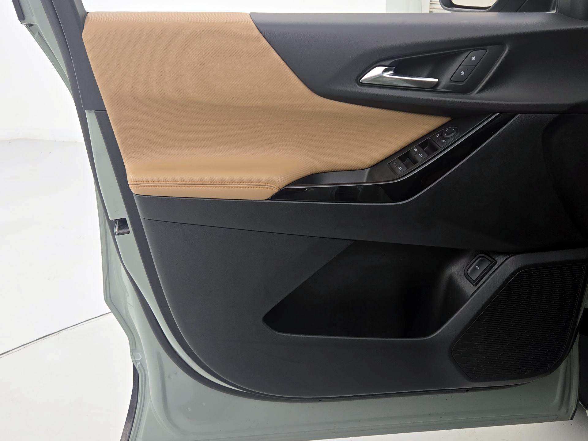 Thumbnail: 2025 Chevrolet Equinox - 12