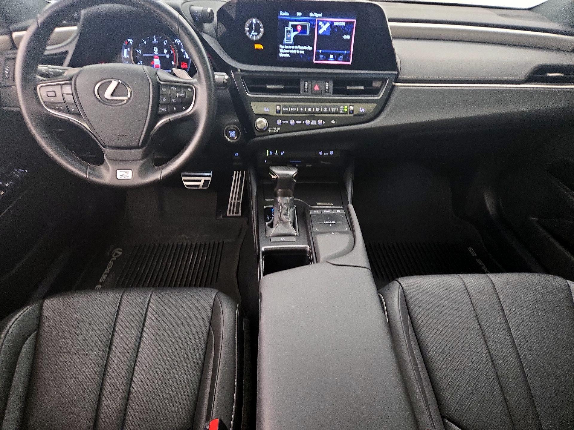 Thumbnail: 2022 Lexus ES - 9
