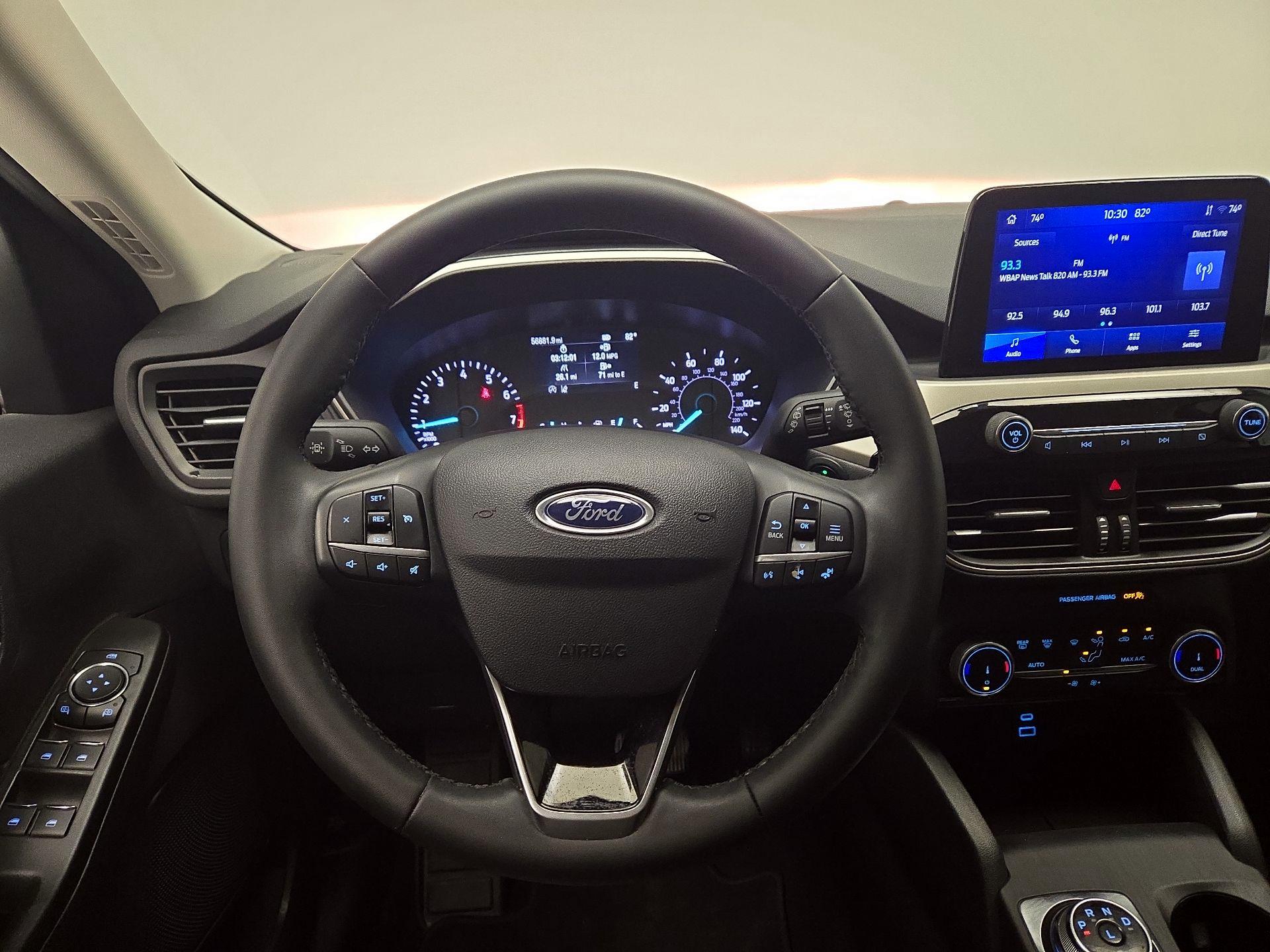 Thumbnail: 2022 Ford Escape - 10
