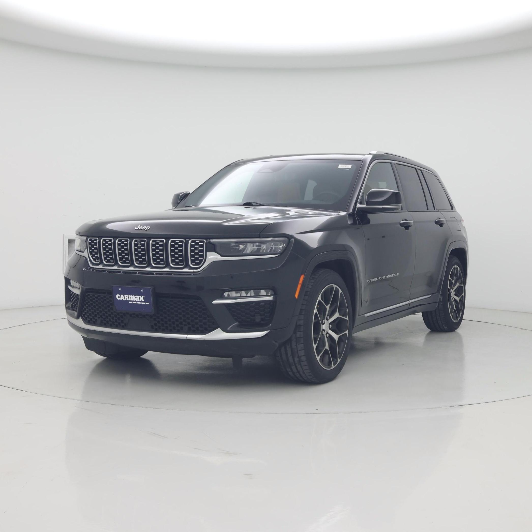 Thumbnail: 2023 Jeep Grand Cherokee - 4