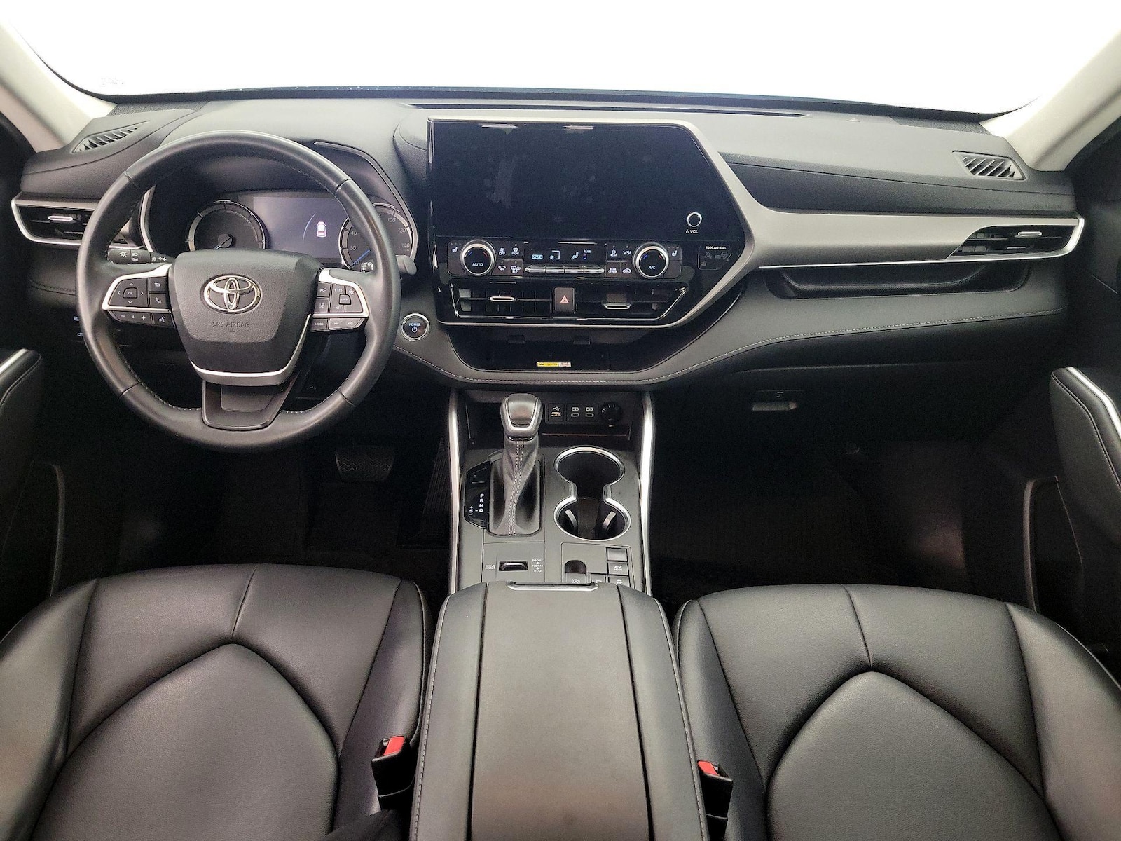 2023 Toyota Highlander XLE - Photo 10