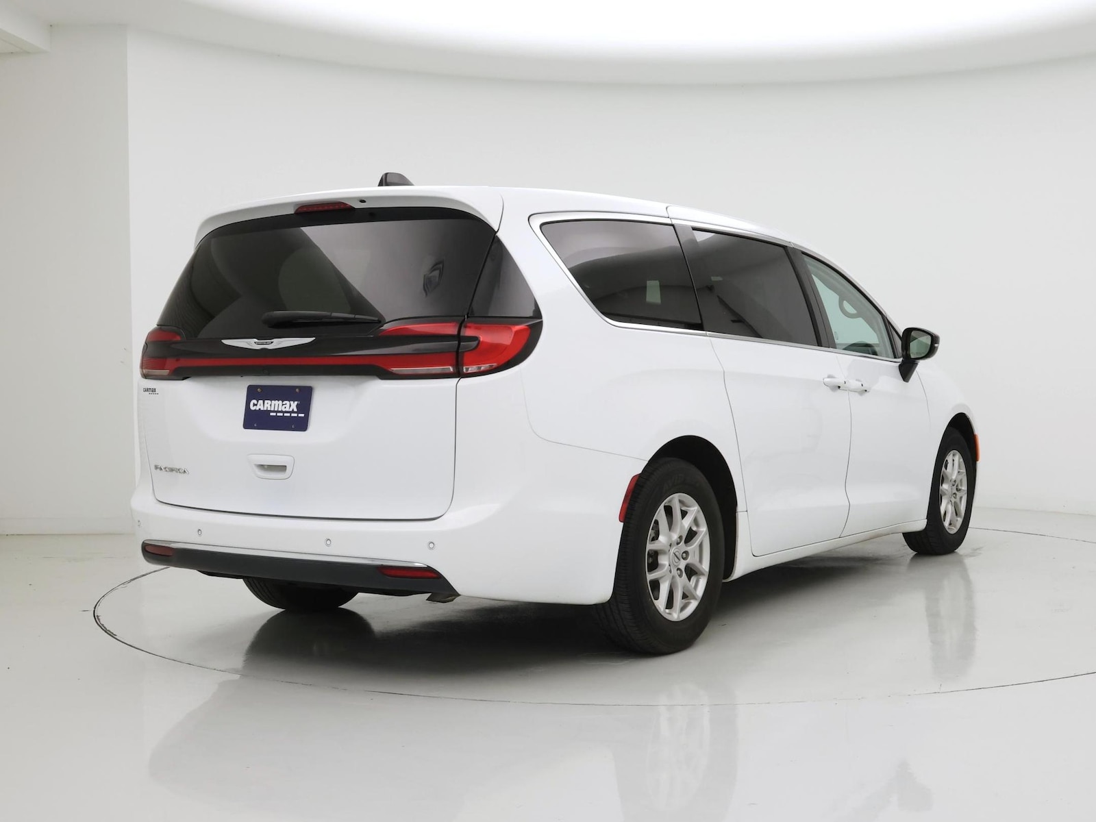 2024 Chrysler Pacifica Touring L - Photo 9