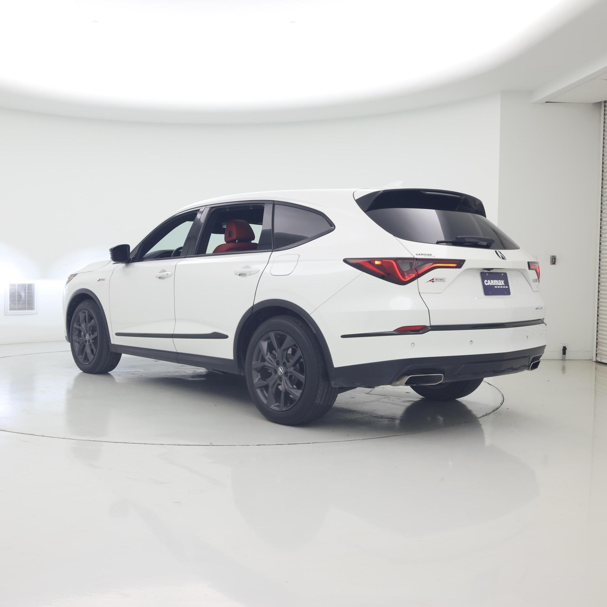 Thumbnail: 2022 Acura MDX - 2