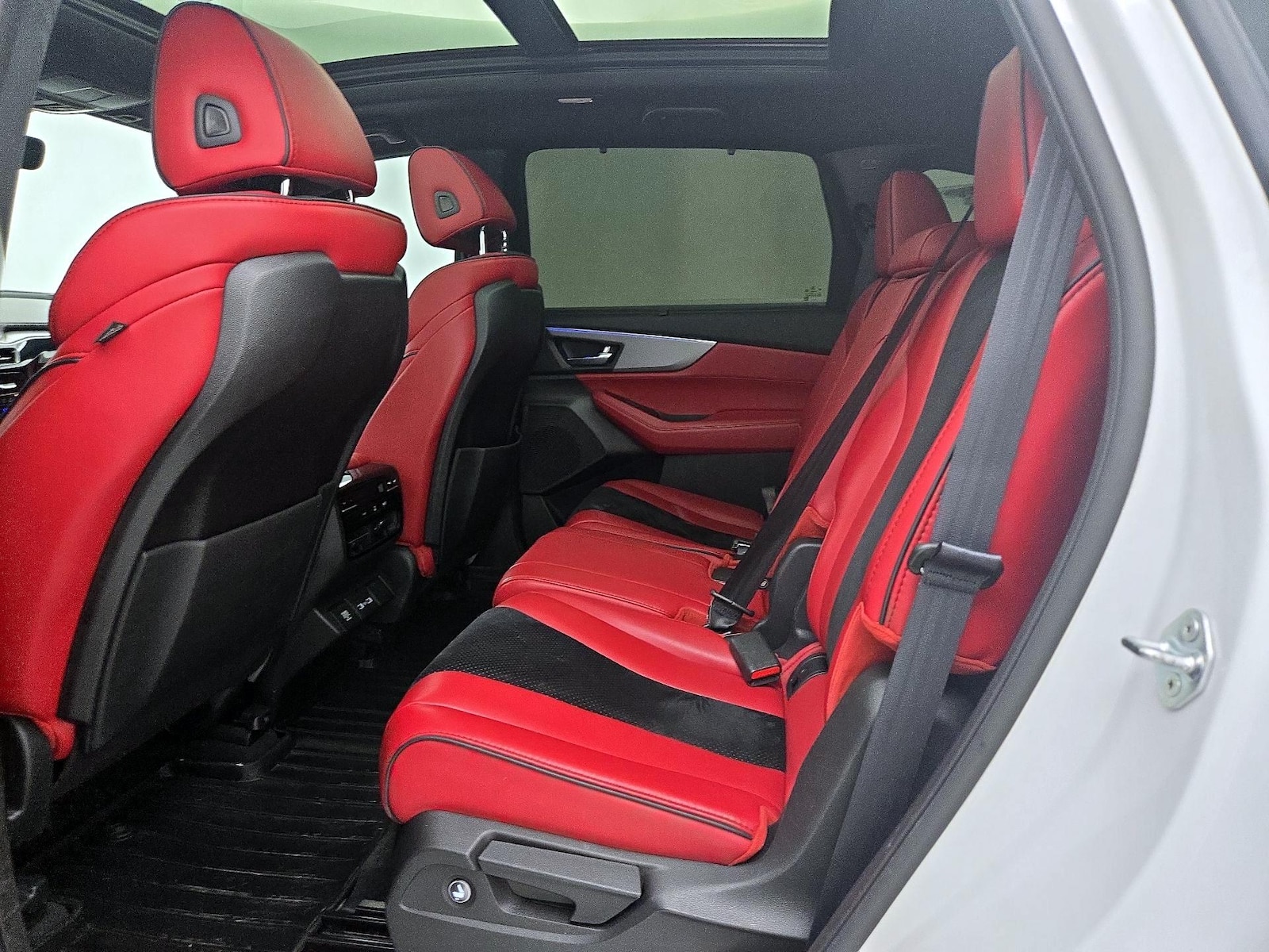 2022 Acura MDX A-Spec Package - Photo 22