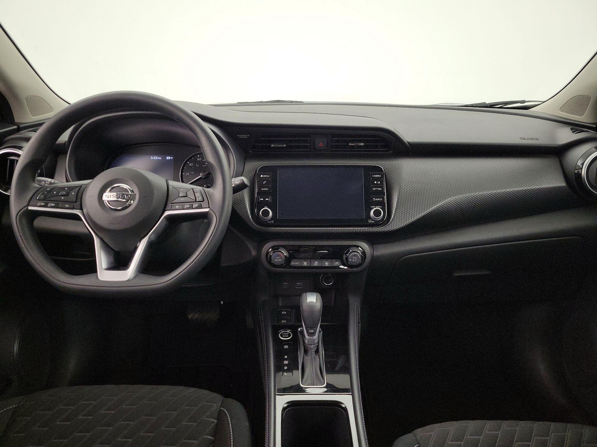 Thumbnail: 2021 Nissan Kicks - 9