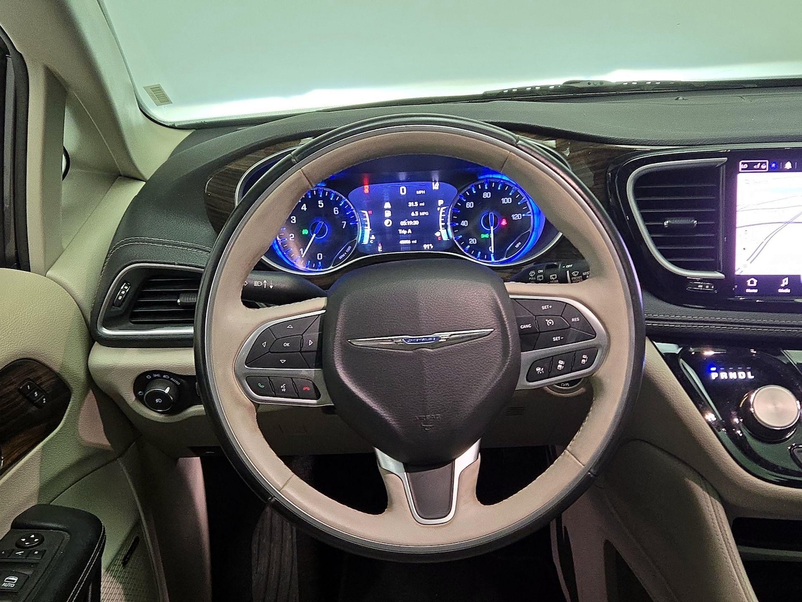 2021 Chrysler Pacifica Limited - Photo 11