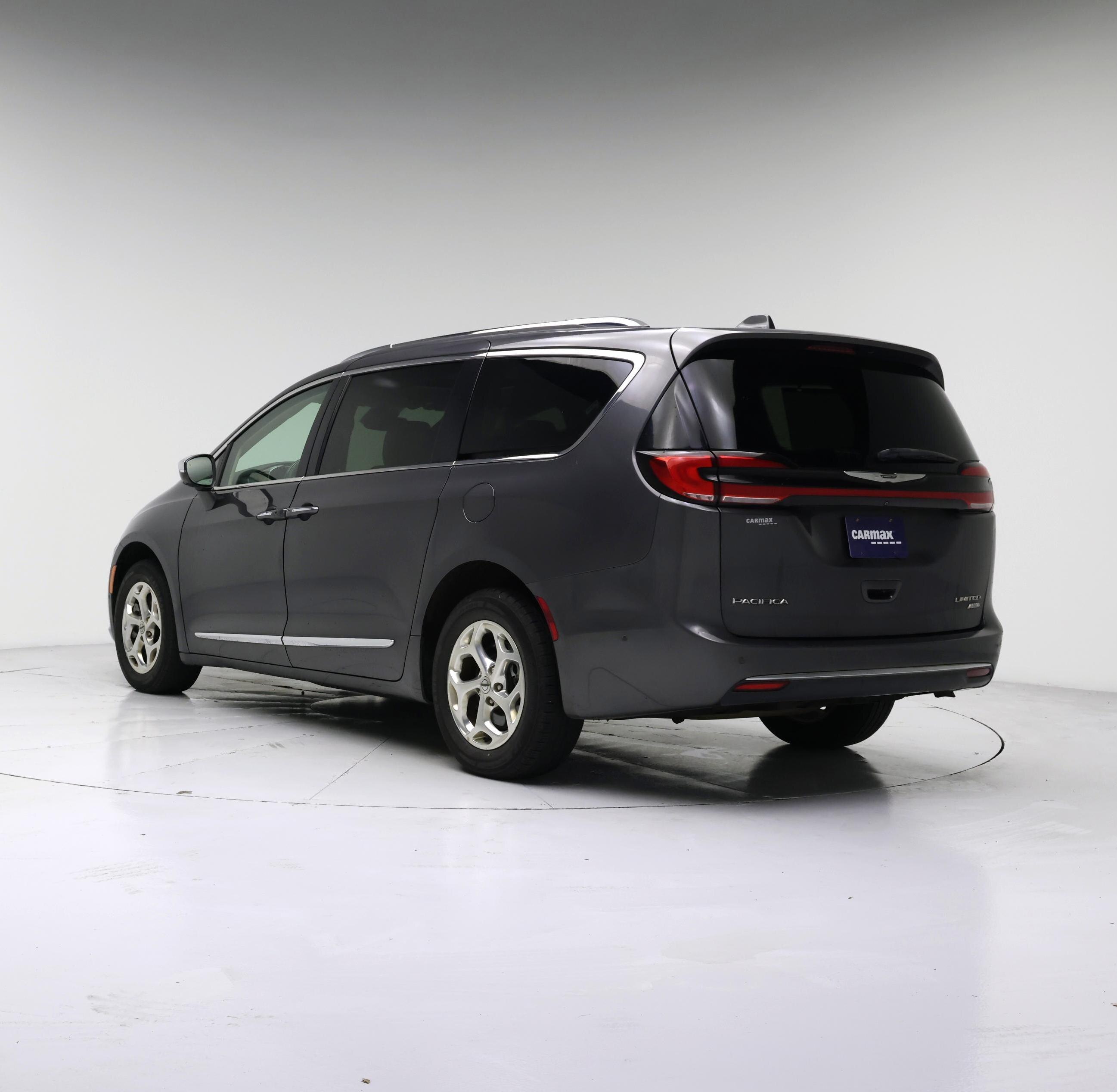 Thumbnail: 2021 Chrysler Pacifica - 2