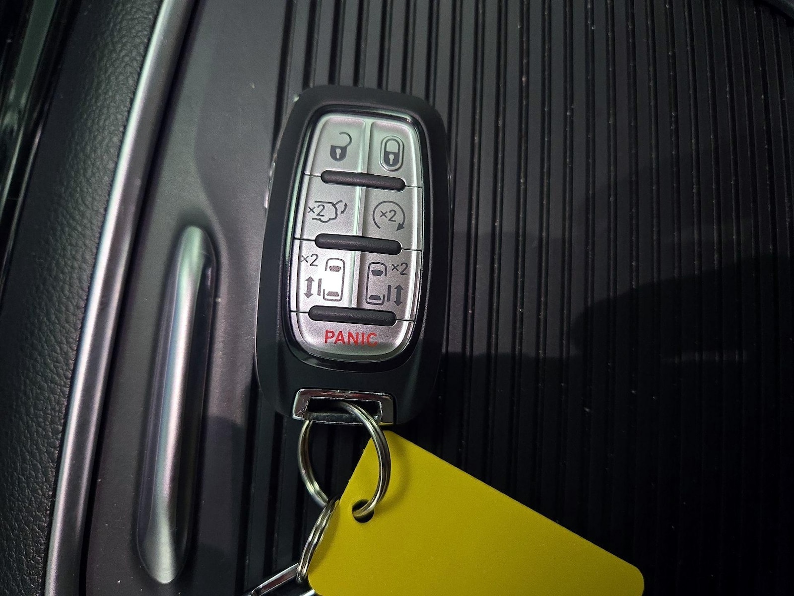 2021 Chrysler Pacifica Limited - Photo 27