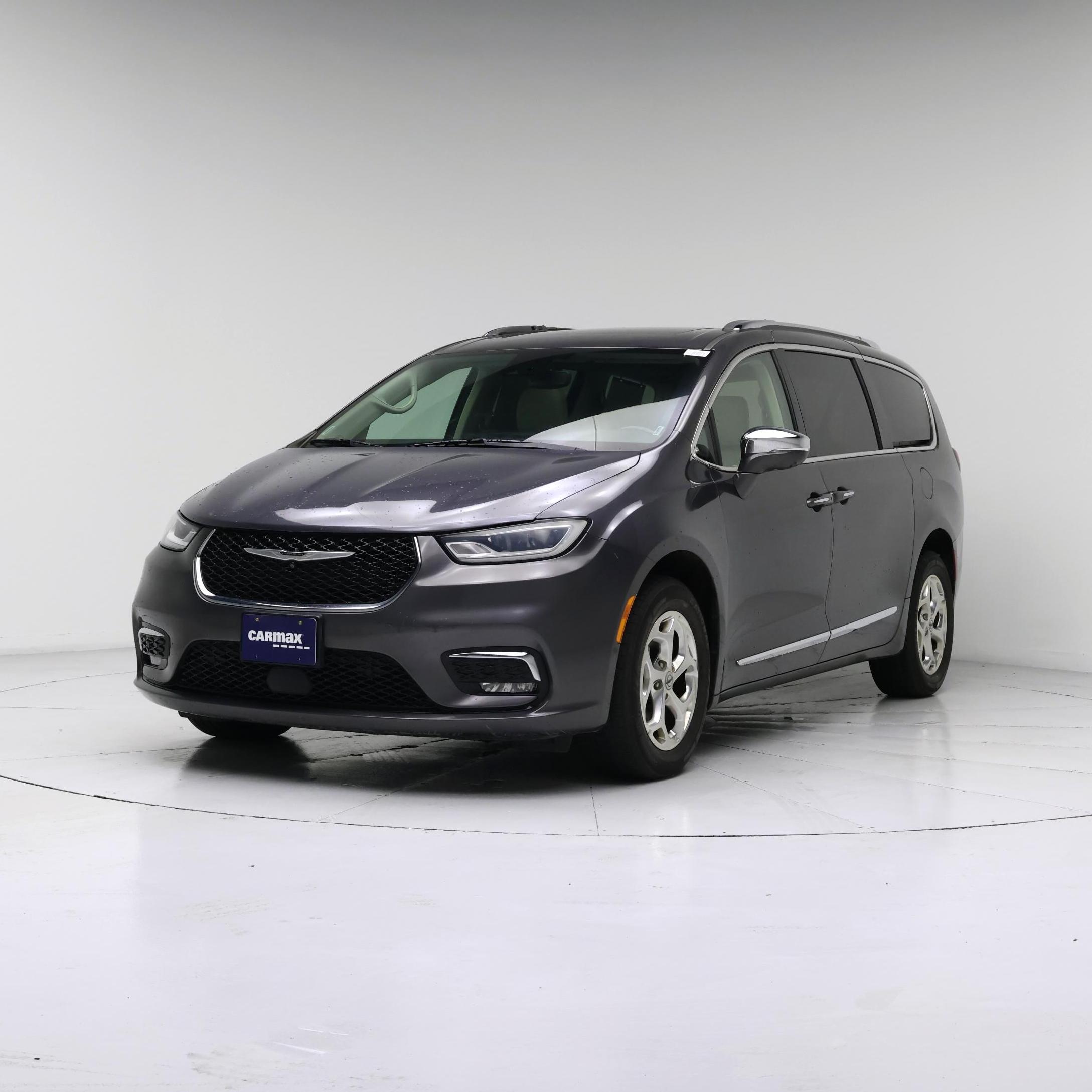 Thumbnail: 2021 Chrysler Pacifica - 4