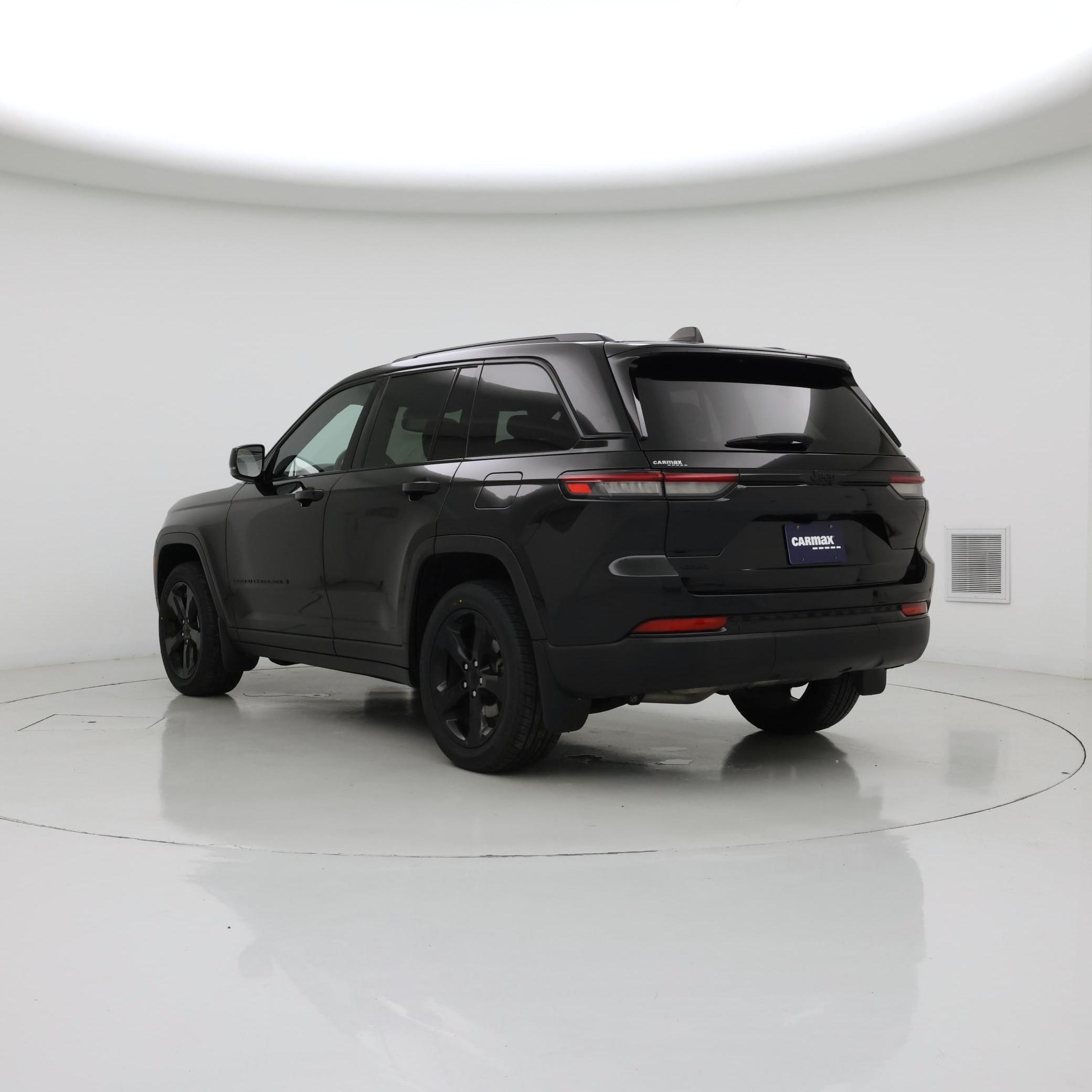 Thumbnail: 2023 Jeep Grand Cherokee - 2