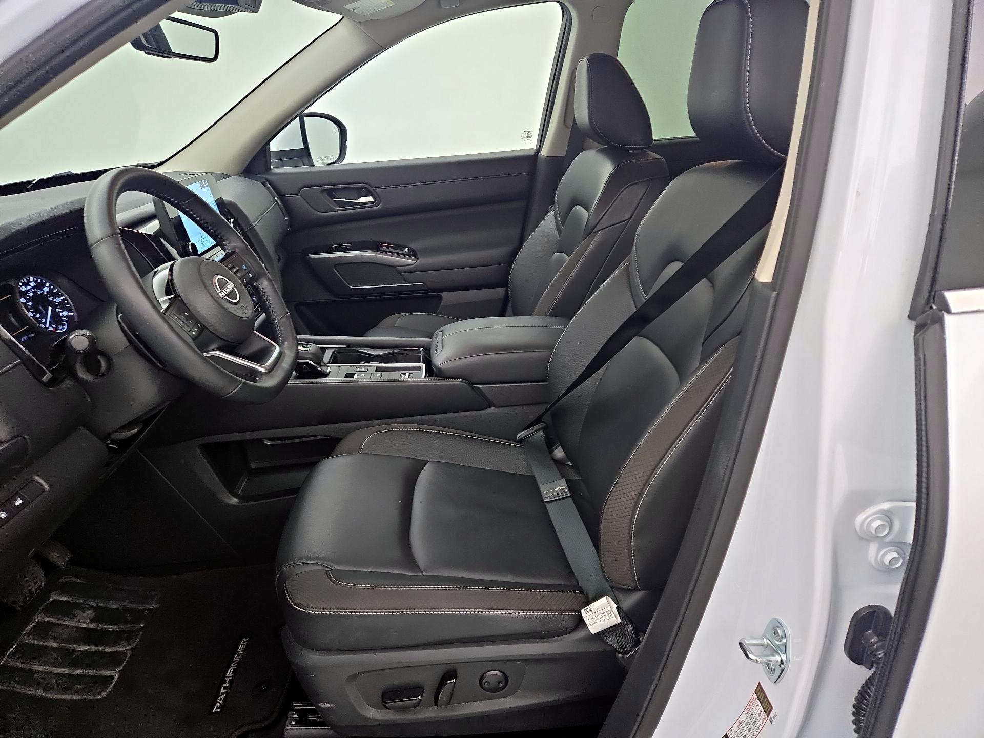 Thumbnail: 2025 Nissan Pathfinder - 11