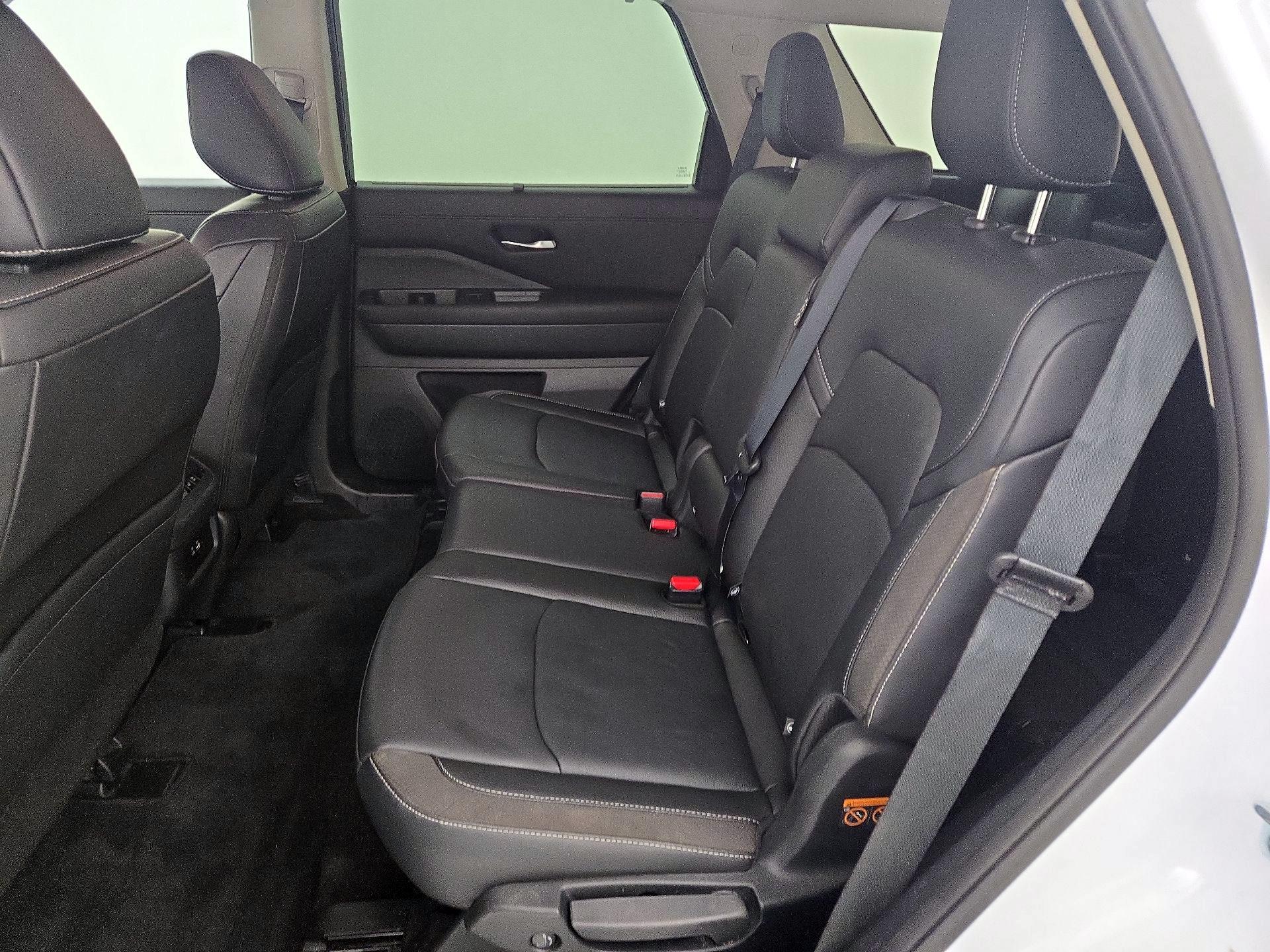 Thumbnail: 2025 Nissan Pathfinder - 20