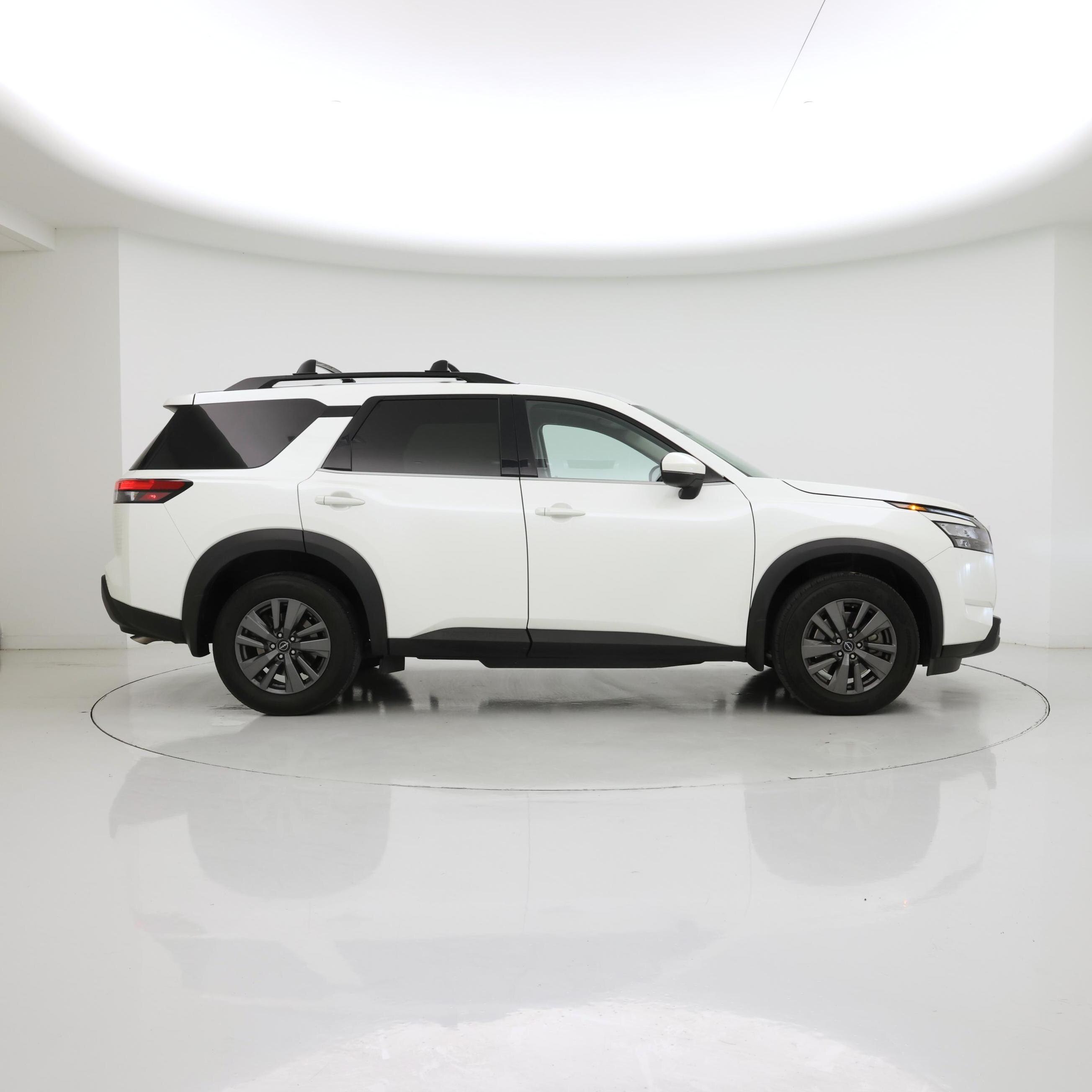Thumbnail: 2023 Nissan Pathfinder - 7
