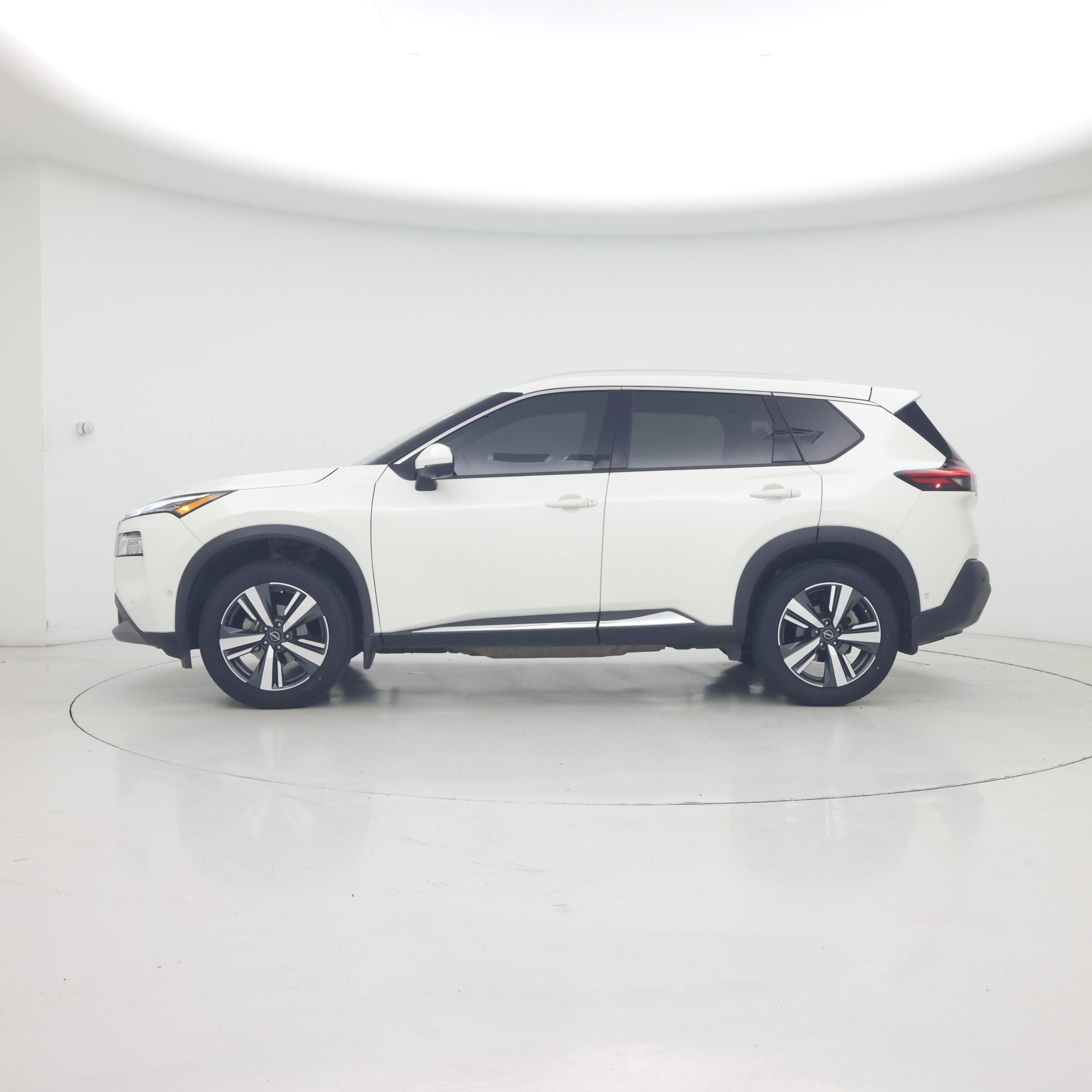 Thumbnail: 2022 Nissan Rogue - 3