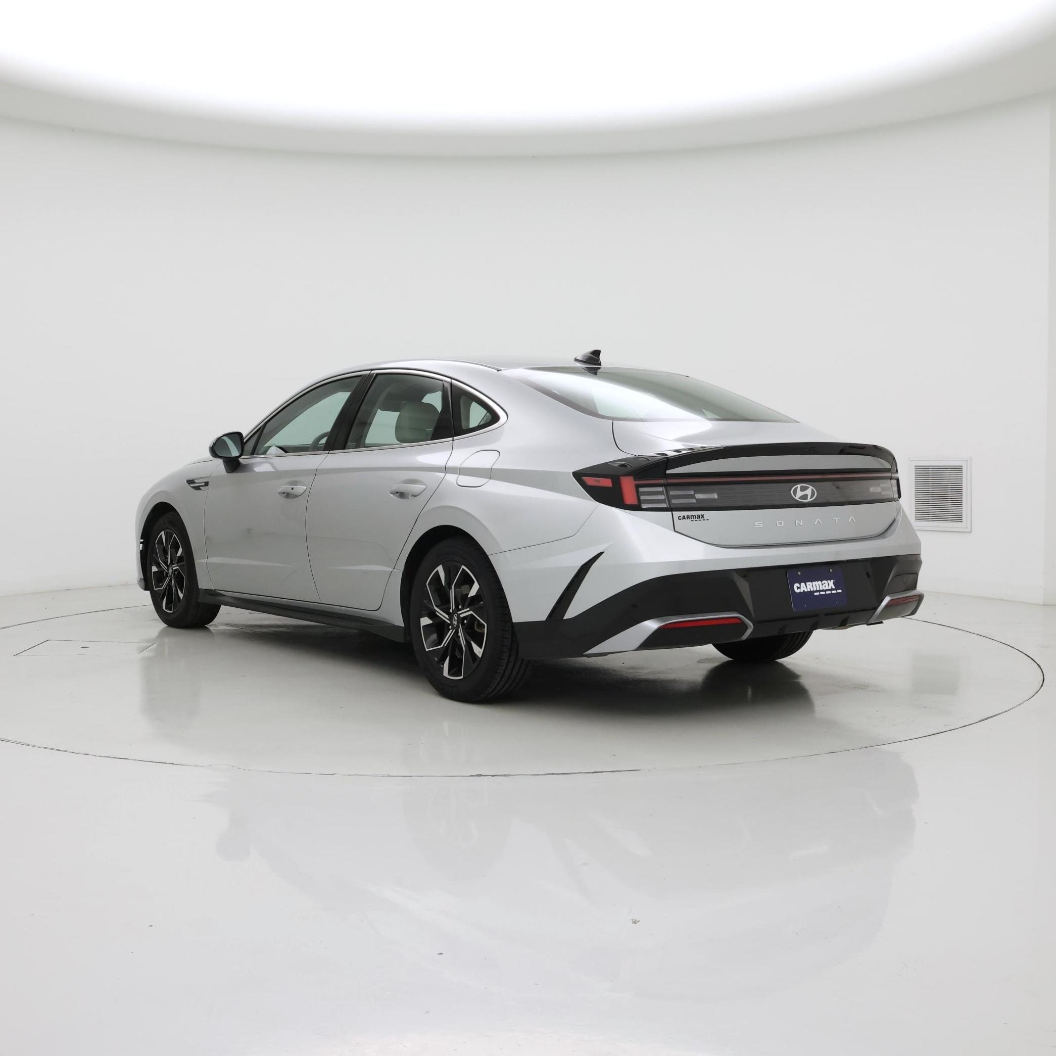 Thumbnail: 2025 Hyundai Sonata - 2