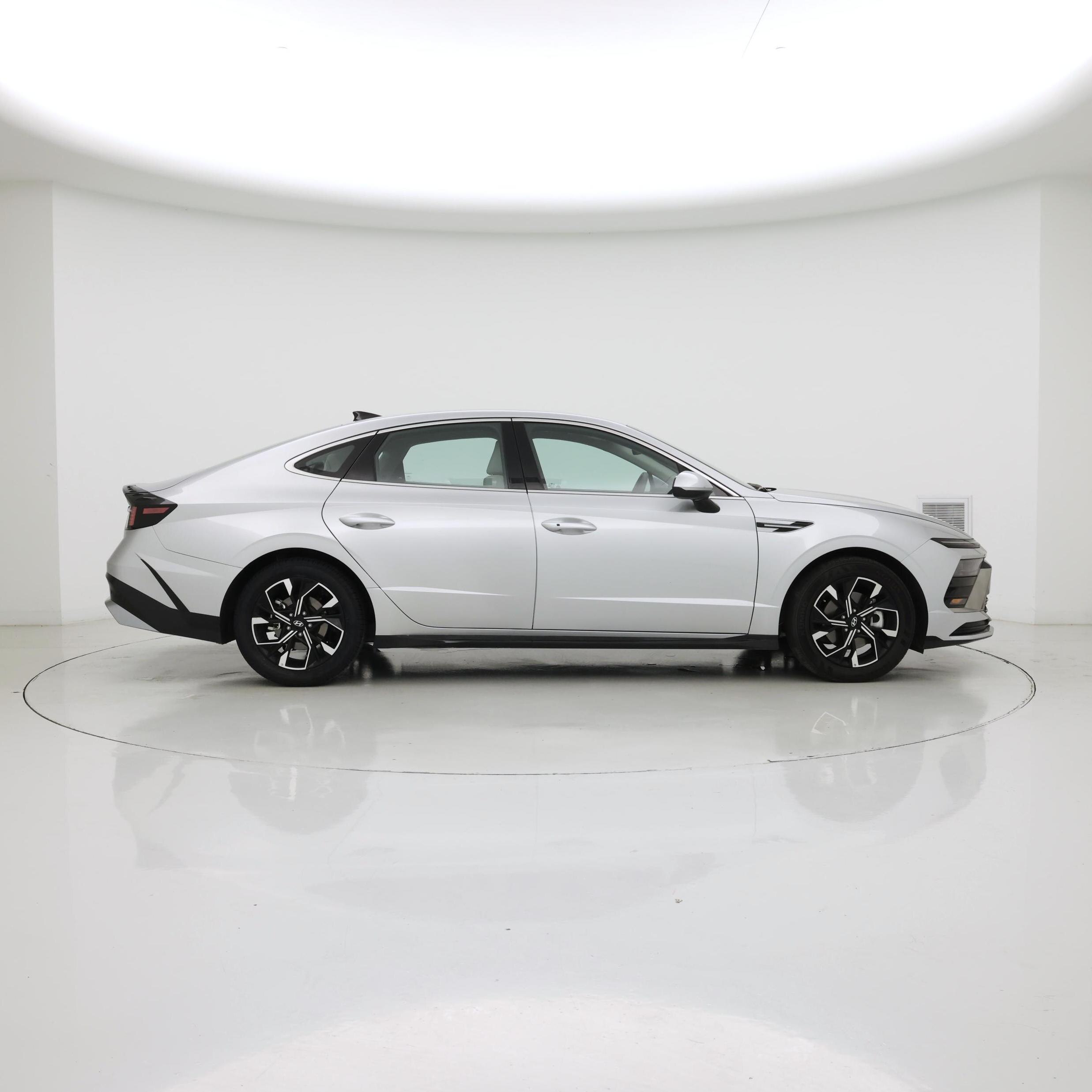 Thumbnail: 2025 Hyundai Sonata - 7