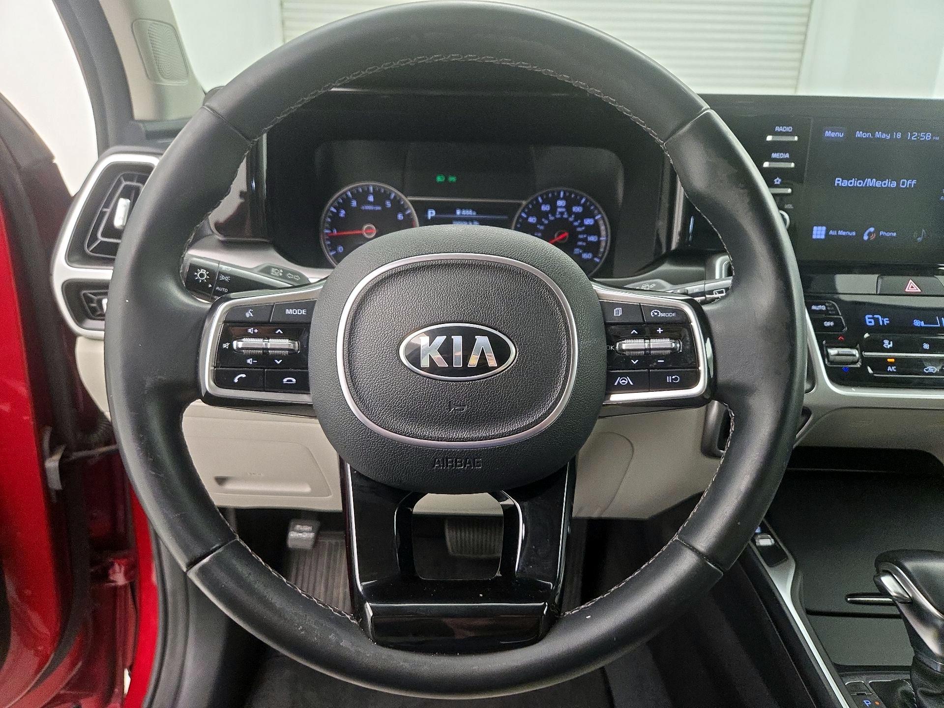 Thumbnail: 2021 Kia Sorento - 10