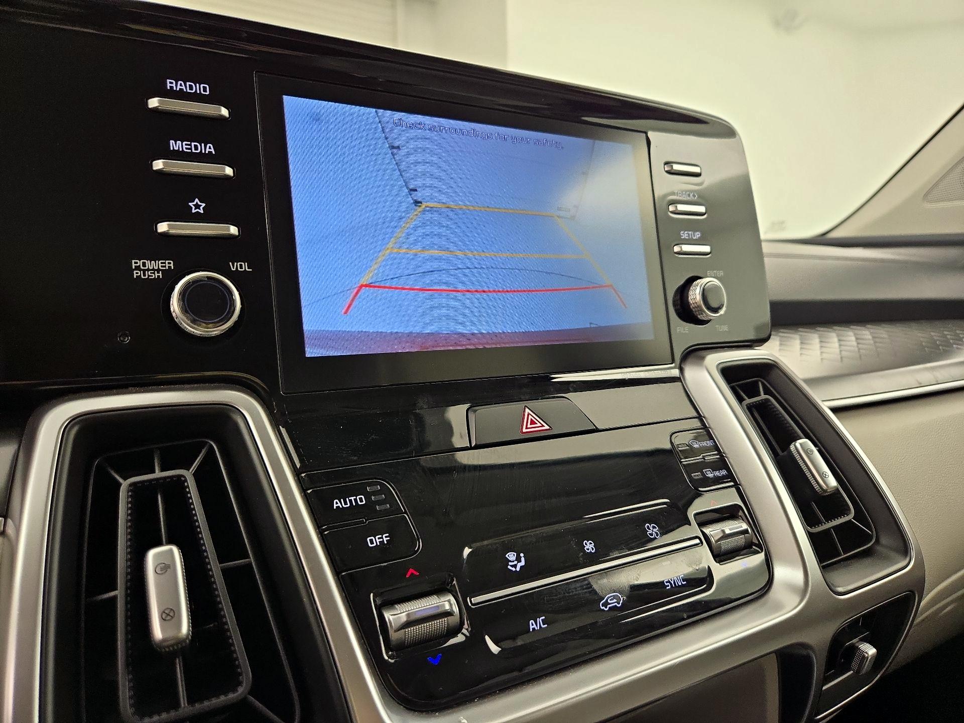 Thumbnail: 2021 Kia Sorento - 14