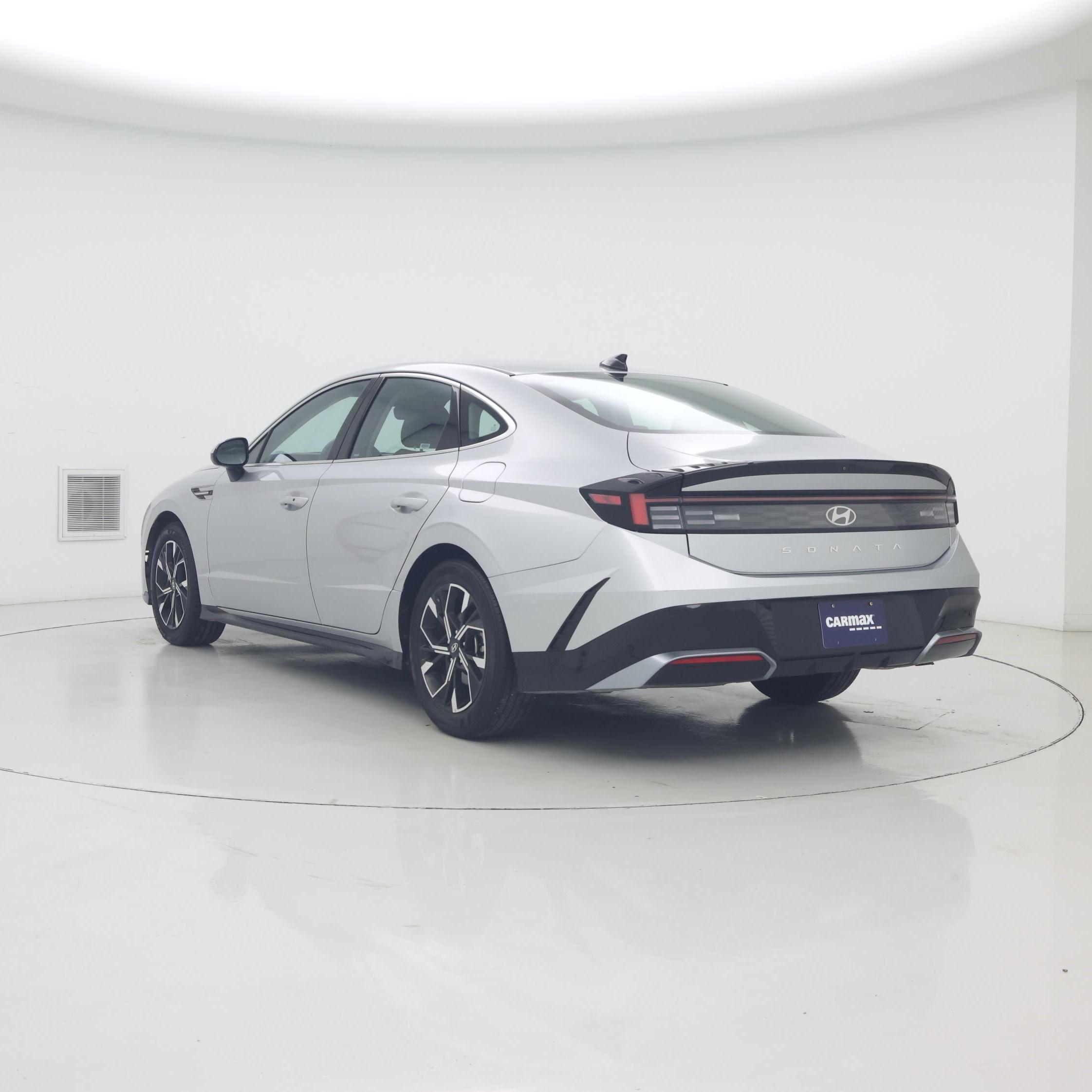 Thumbnail: 2025 Hyundai Sonata - 2